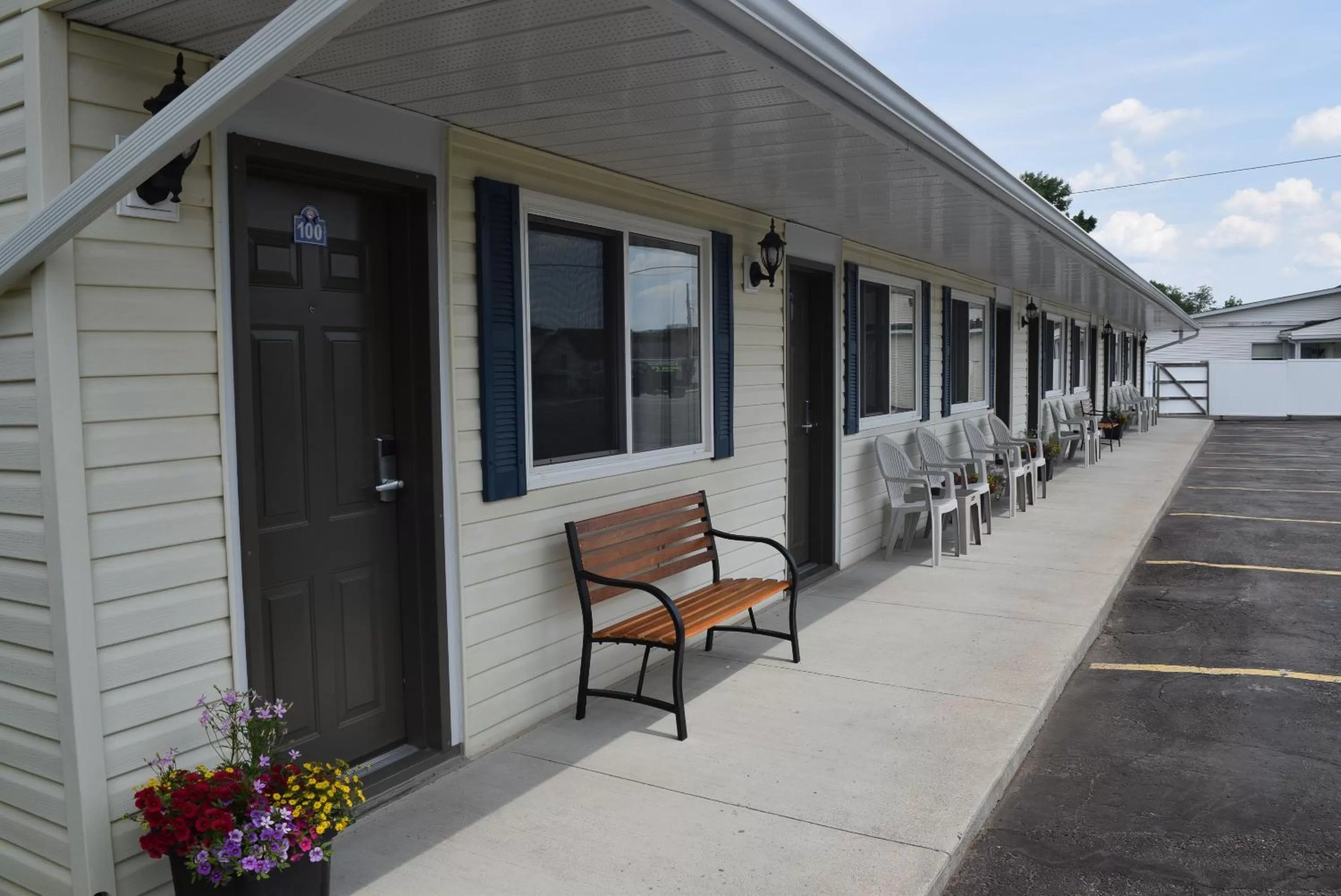 Knights Inn Arnprior