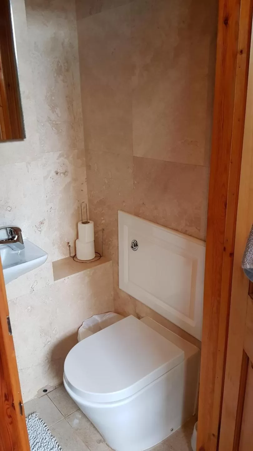 Bathroom in Hour Glass Hotel