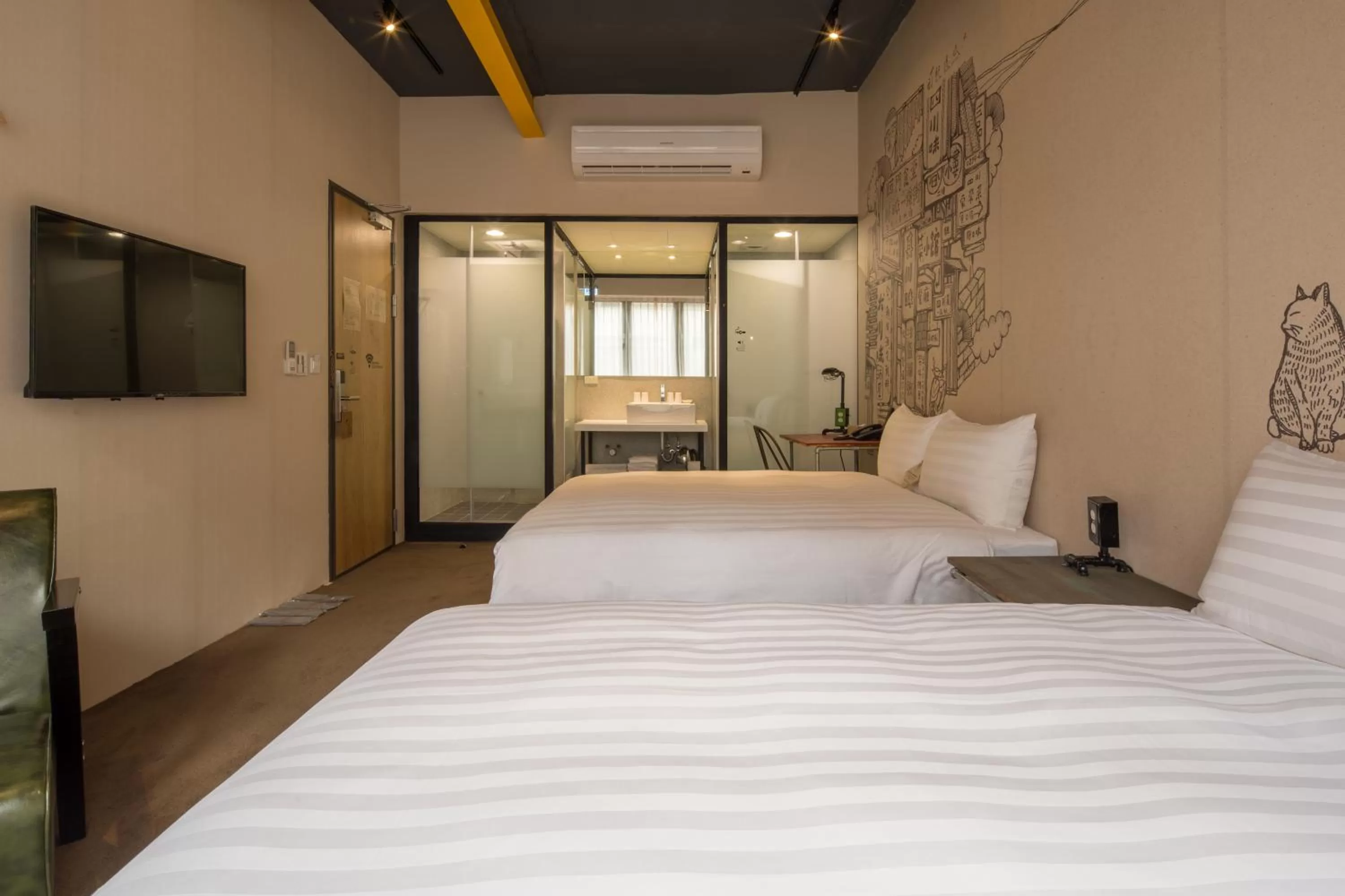 Photo of the whole room, Bed in Cho Hotel