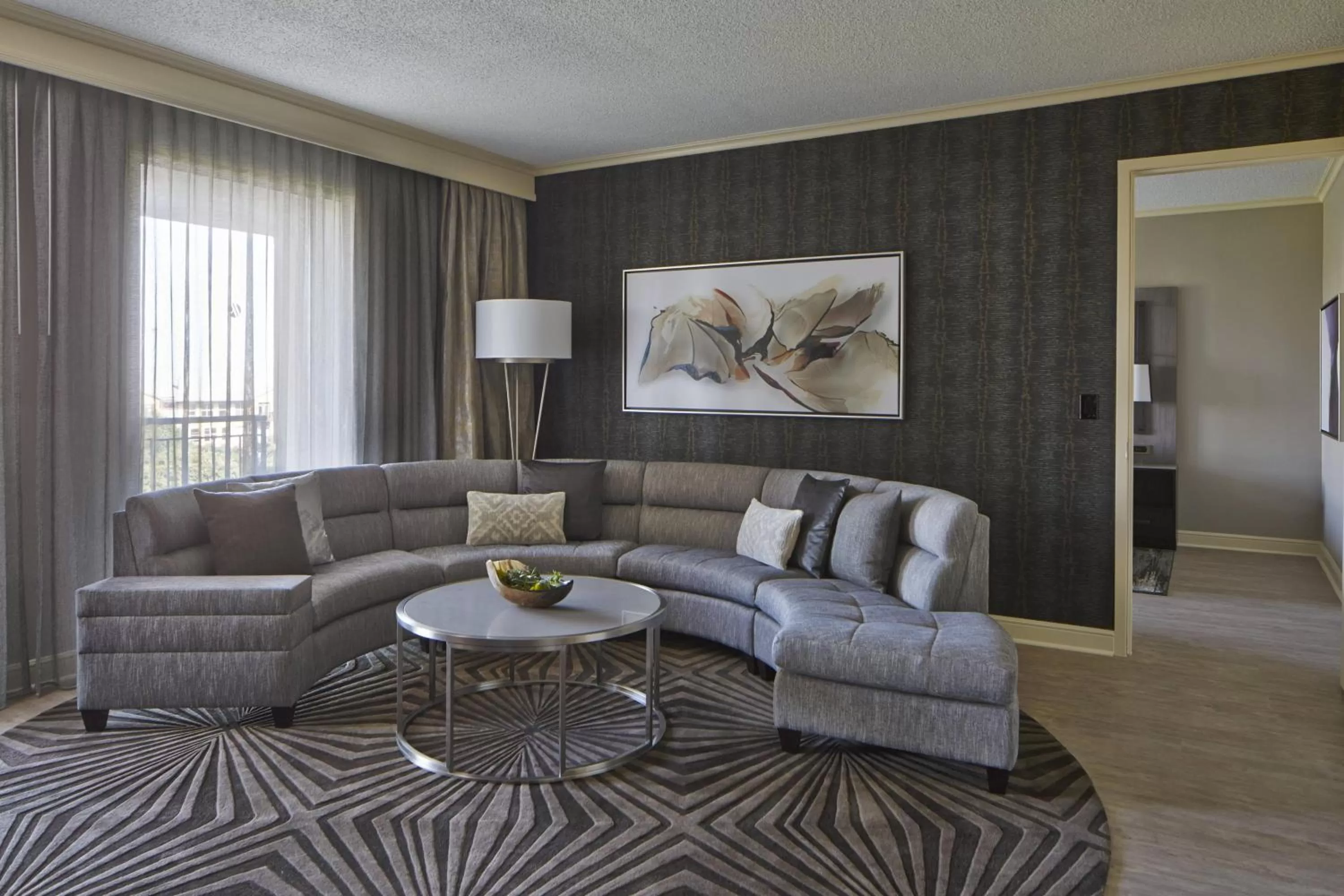 Living room in Dallas/Plano Marriott at Legacy Town Center