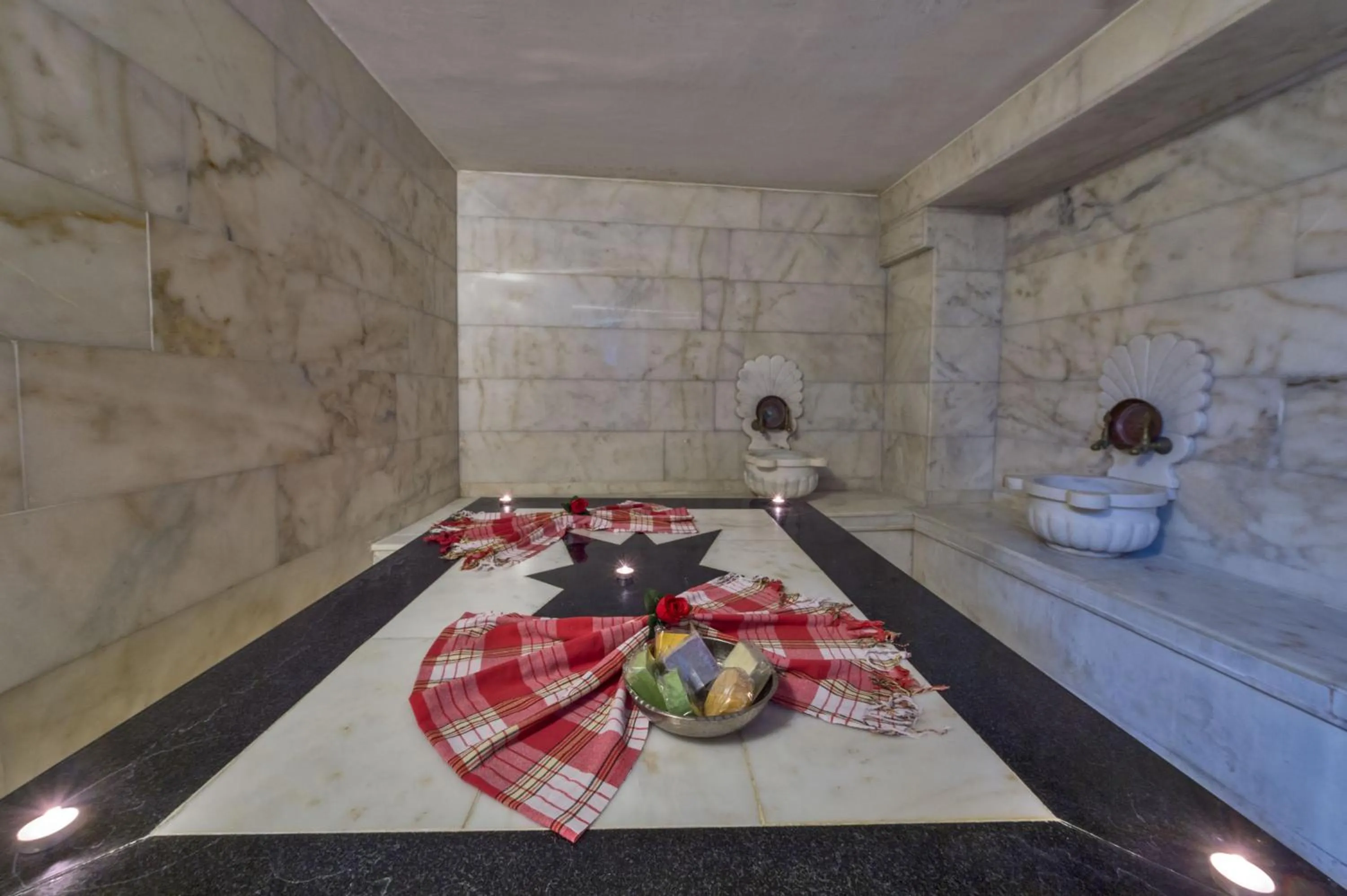 Massage in Kuran Hotel International