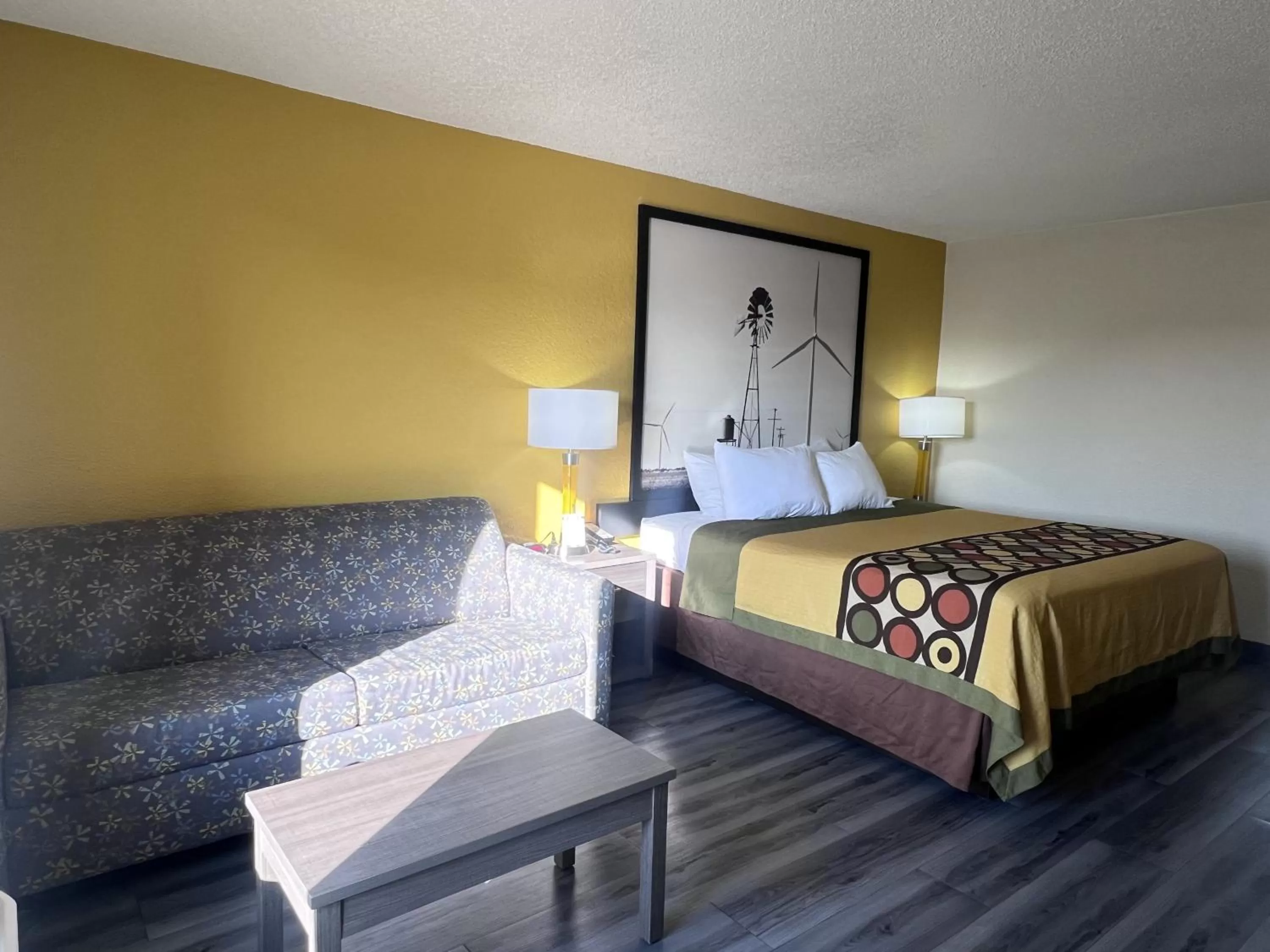 Photo of the whole room, Bed in Super 8 by Wyndham Ft Stockton