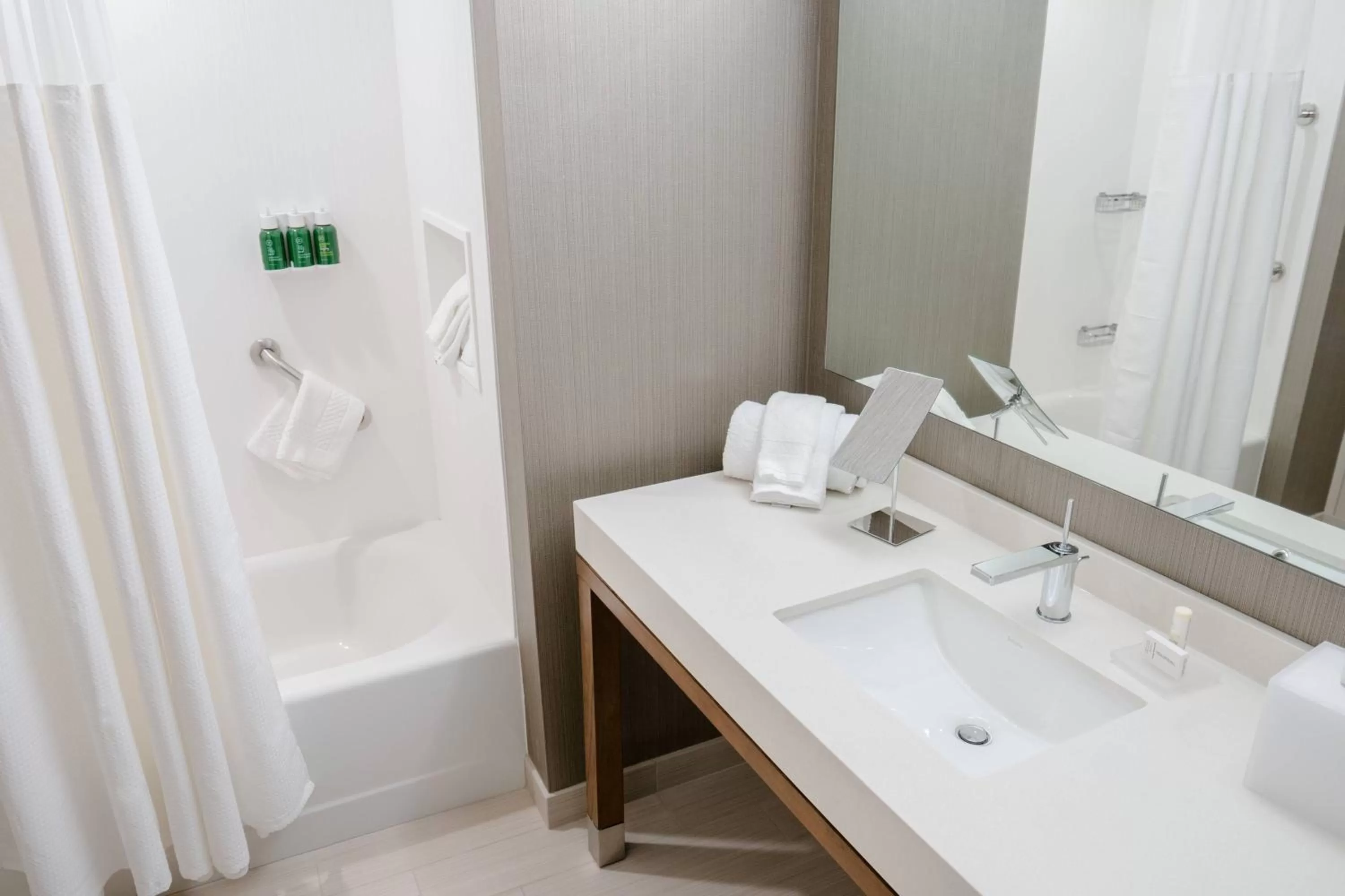 Bathroom in Courtyard by Marriott Fargo