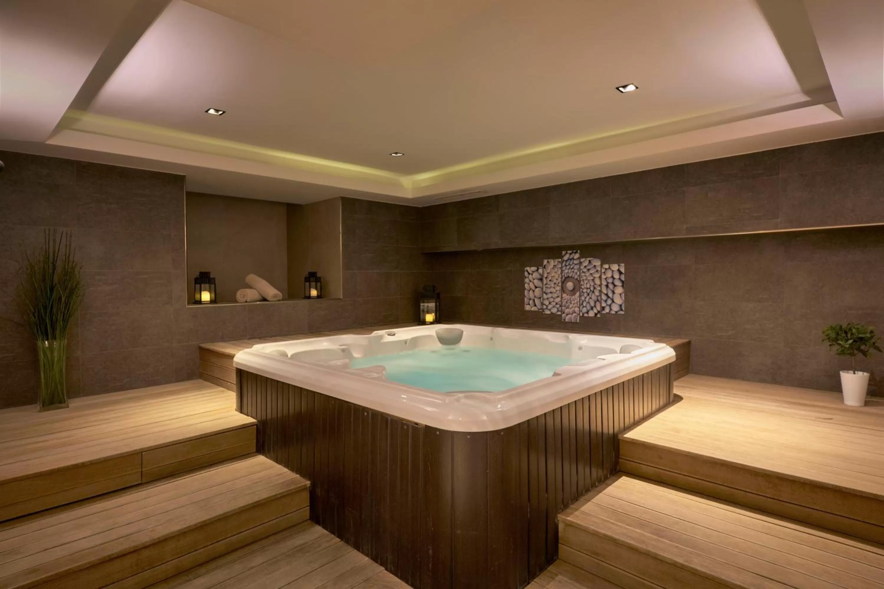 Hot Tub in Radisson Hotel Plovdiv