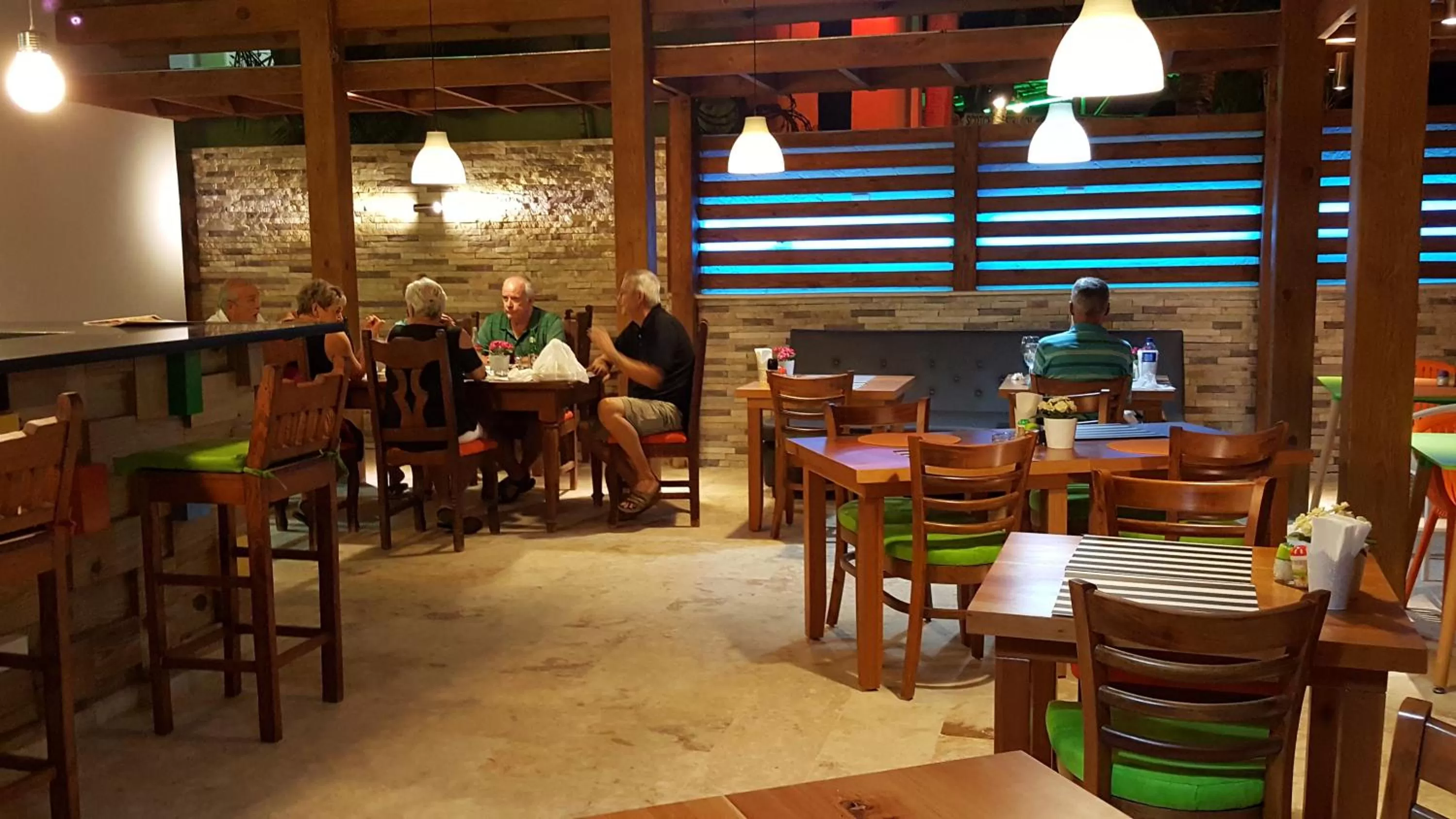 Restaurant/places to eat in Casa Valeria Boutique Hotel