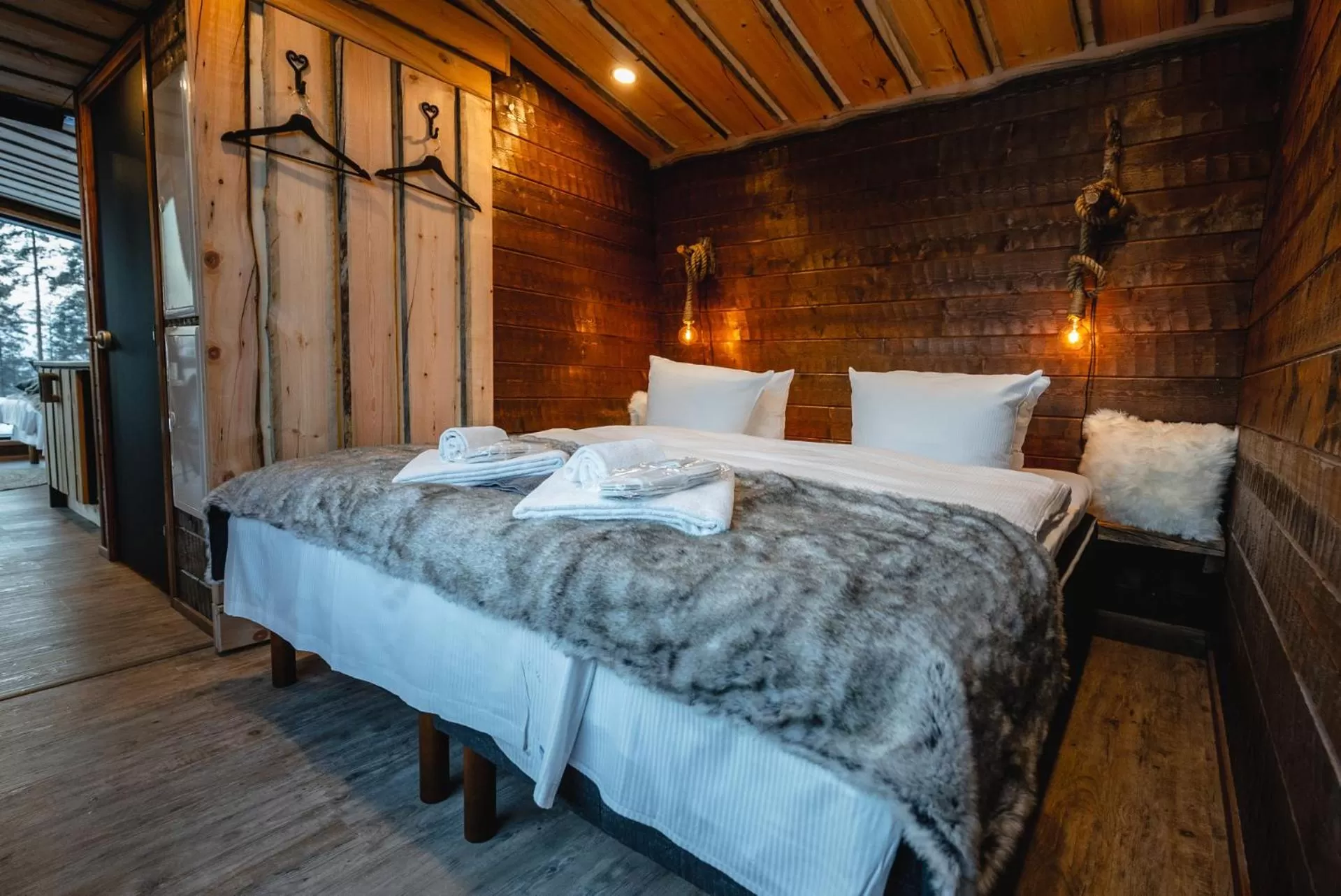 Bed in Hotel & Spa Resort Järvisydän