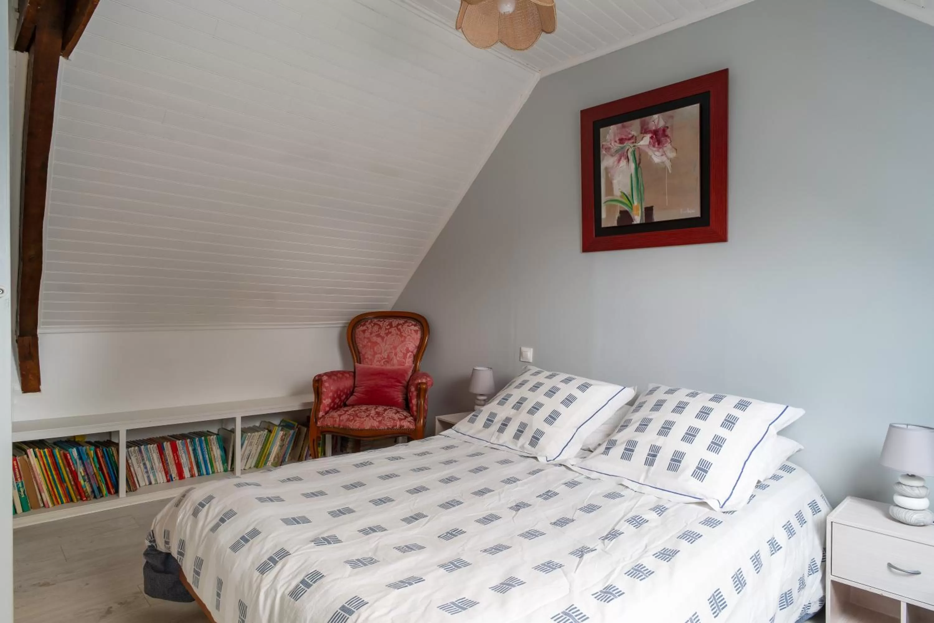 Bedroom, Bed in LES DEUX RIVIERES - Chambres & Table d'Hôtes -