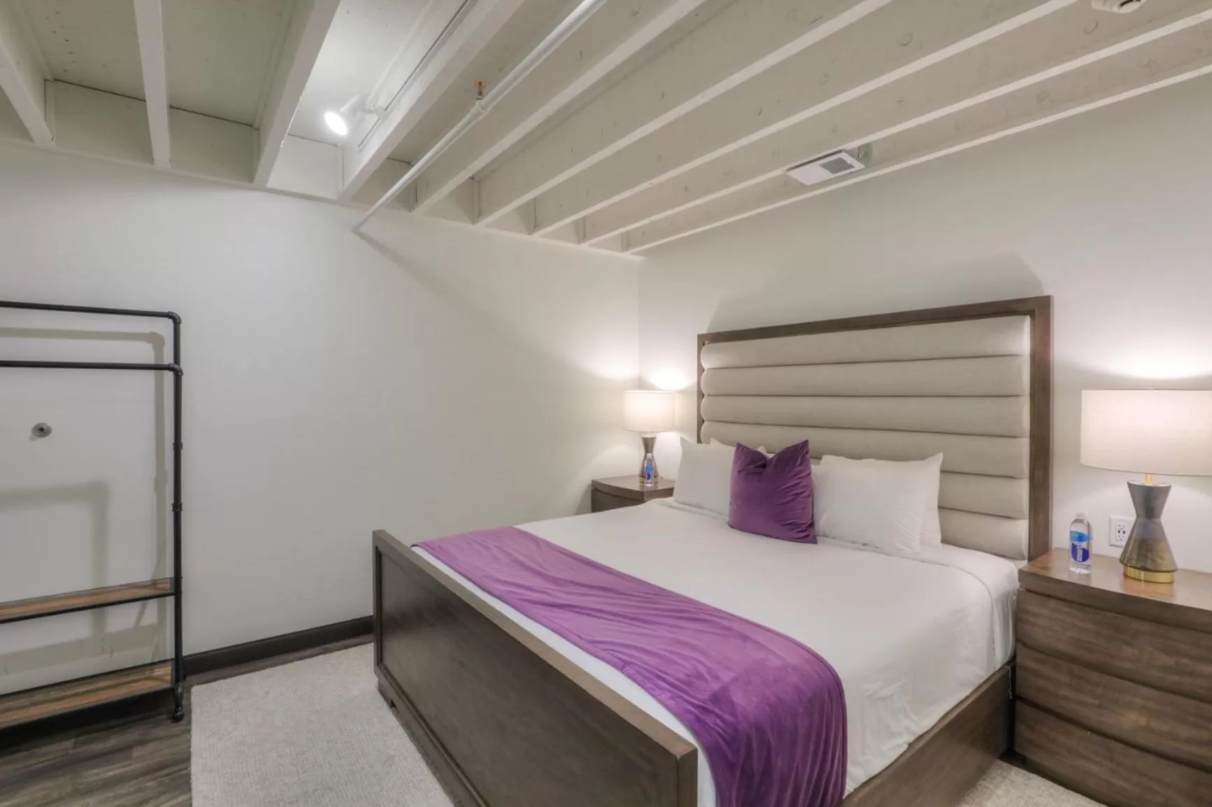 Bed in Studio 154 Hotel