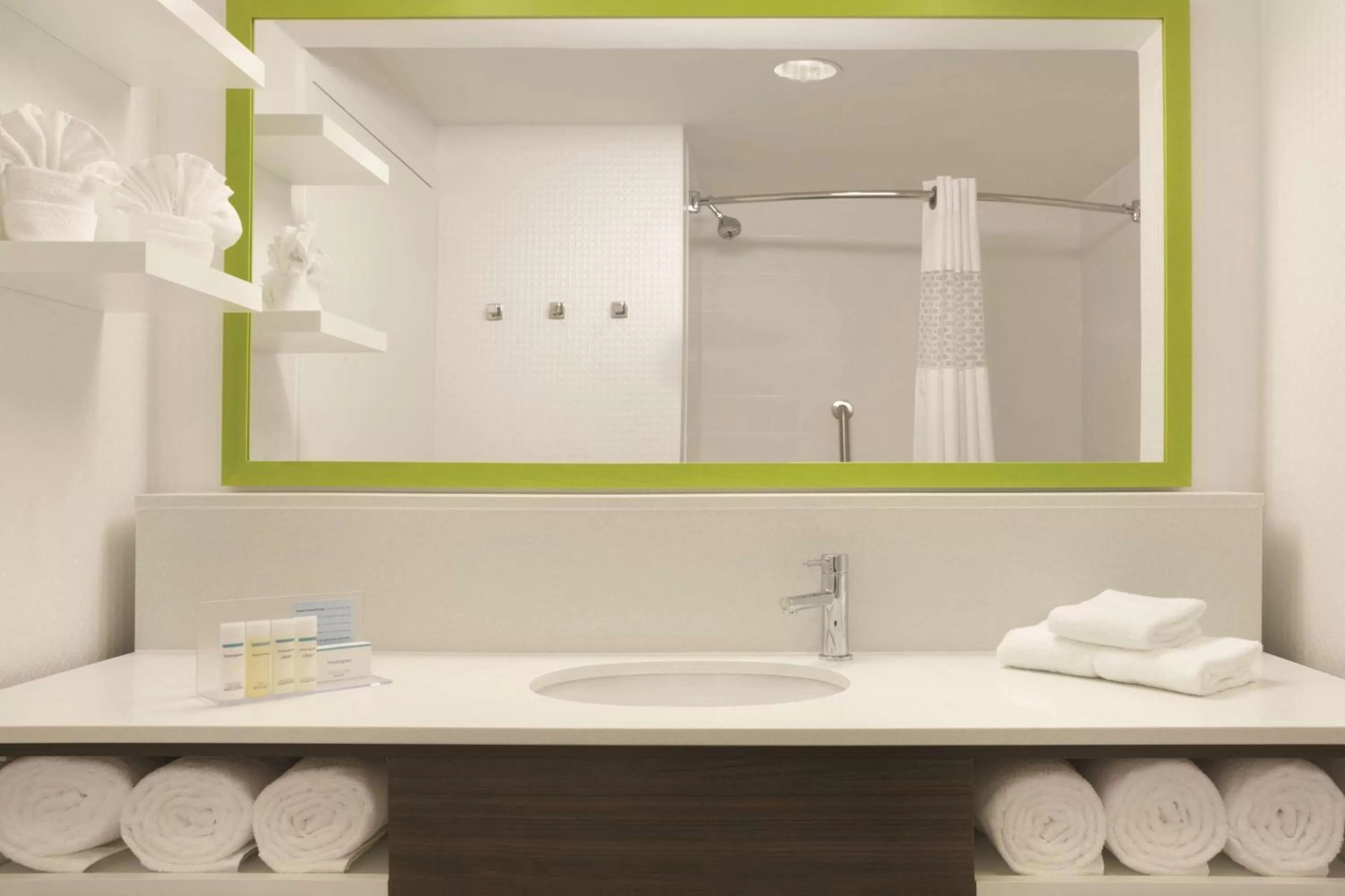 Bathroom in Hampton Inn - Houston/Brookhollow