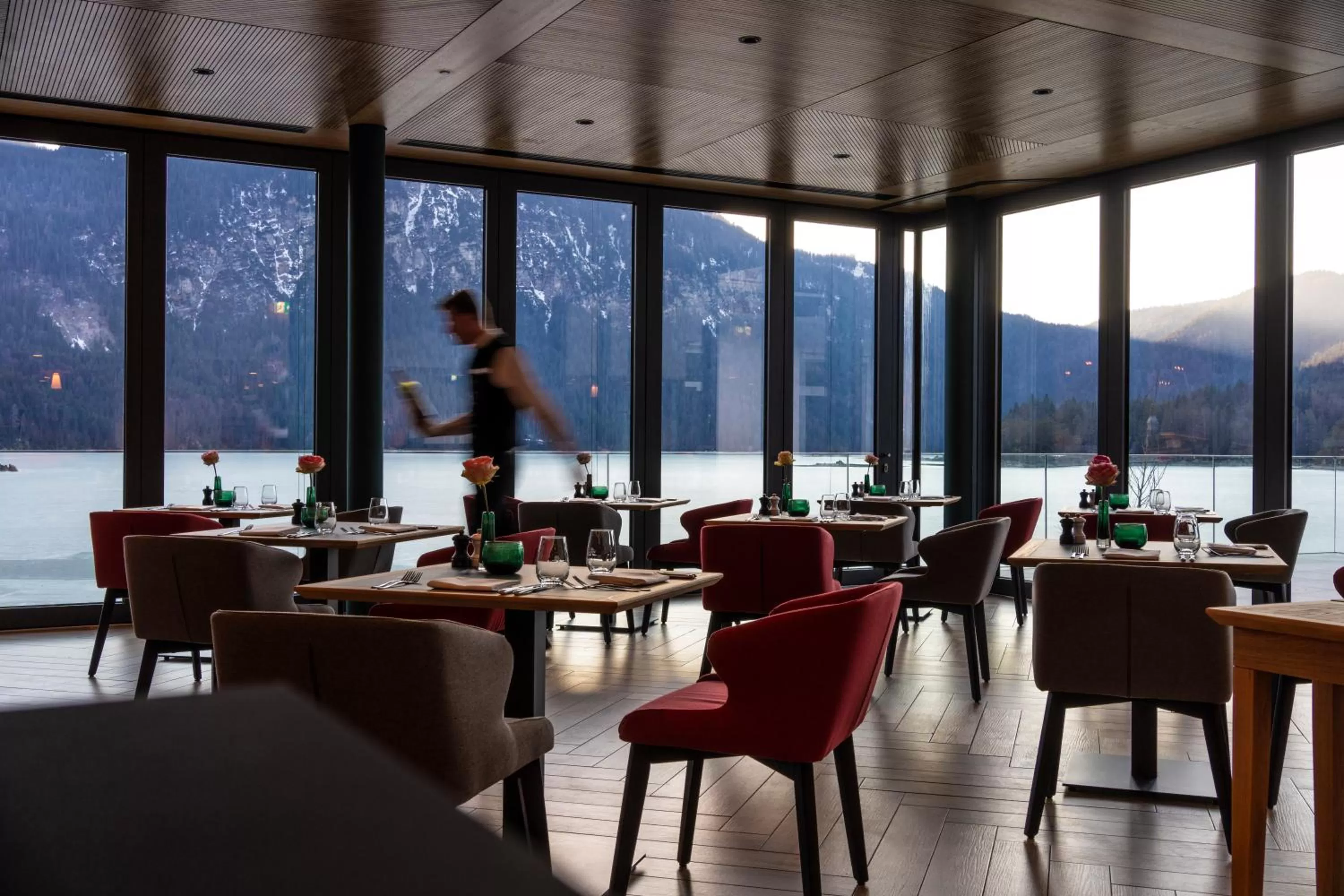 Restaurant/places to eat in Eibsee Hotel
