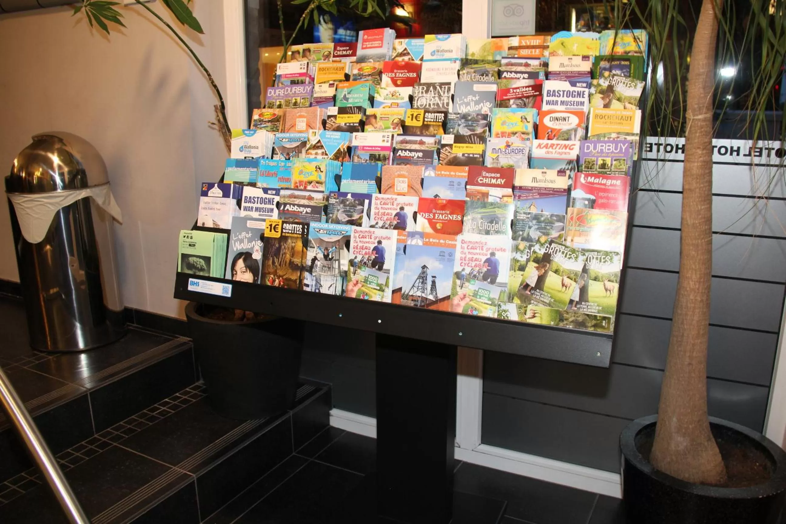 Decorative detail in Hotel La Louve