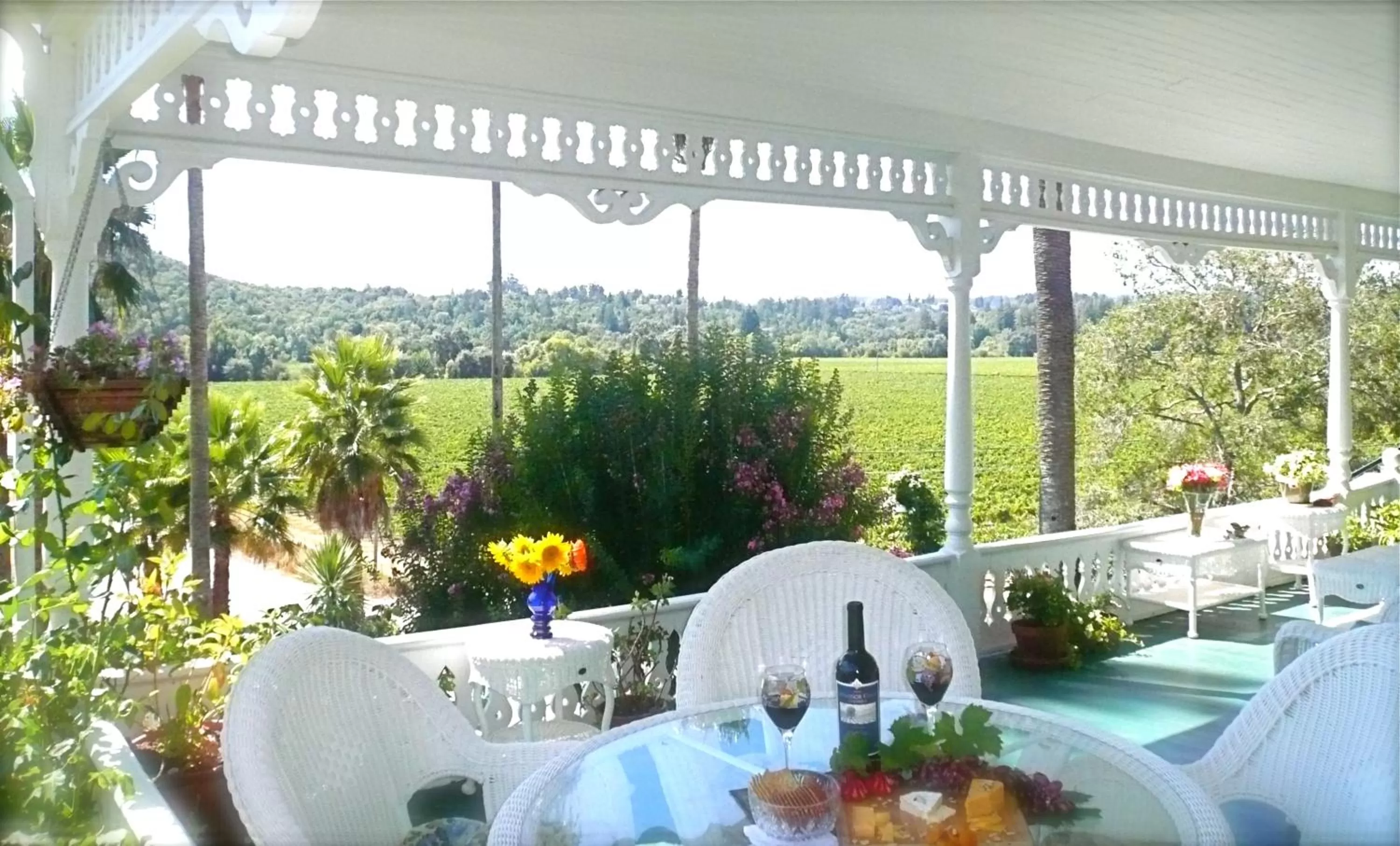 View (from property/room), Restaurant/Places to Eat in The Raford Inn