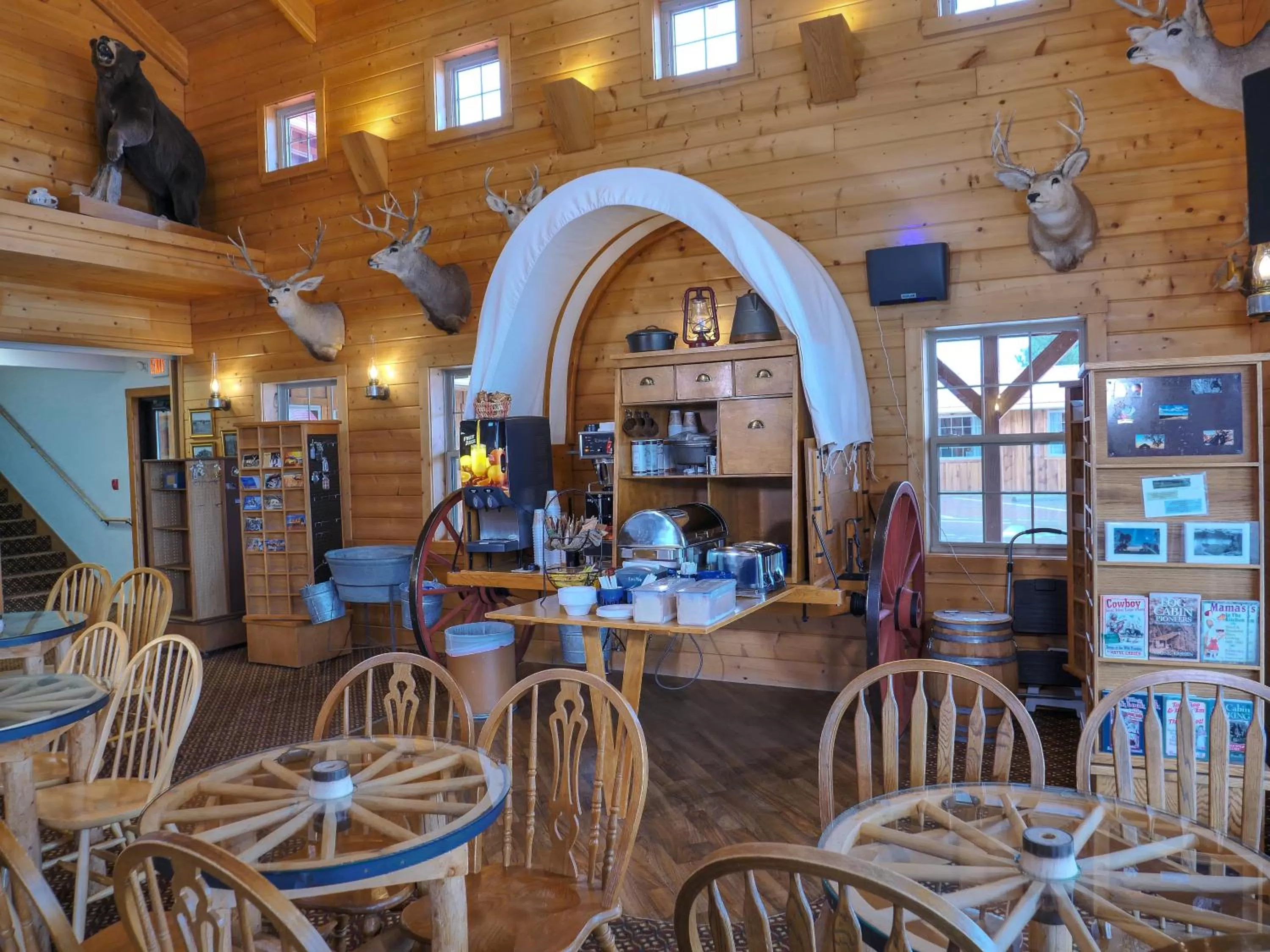 Decorative detail in Range Country Lodging