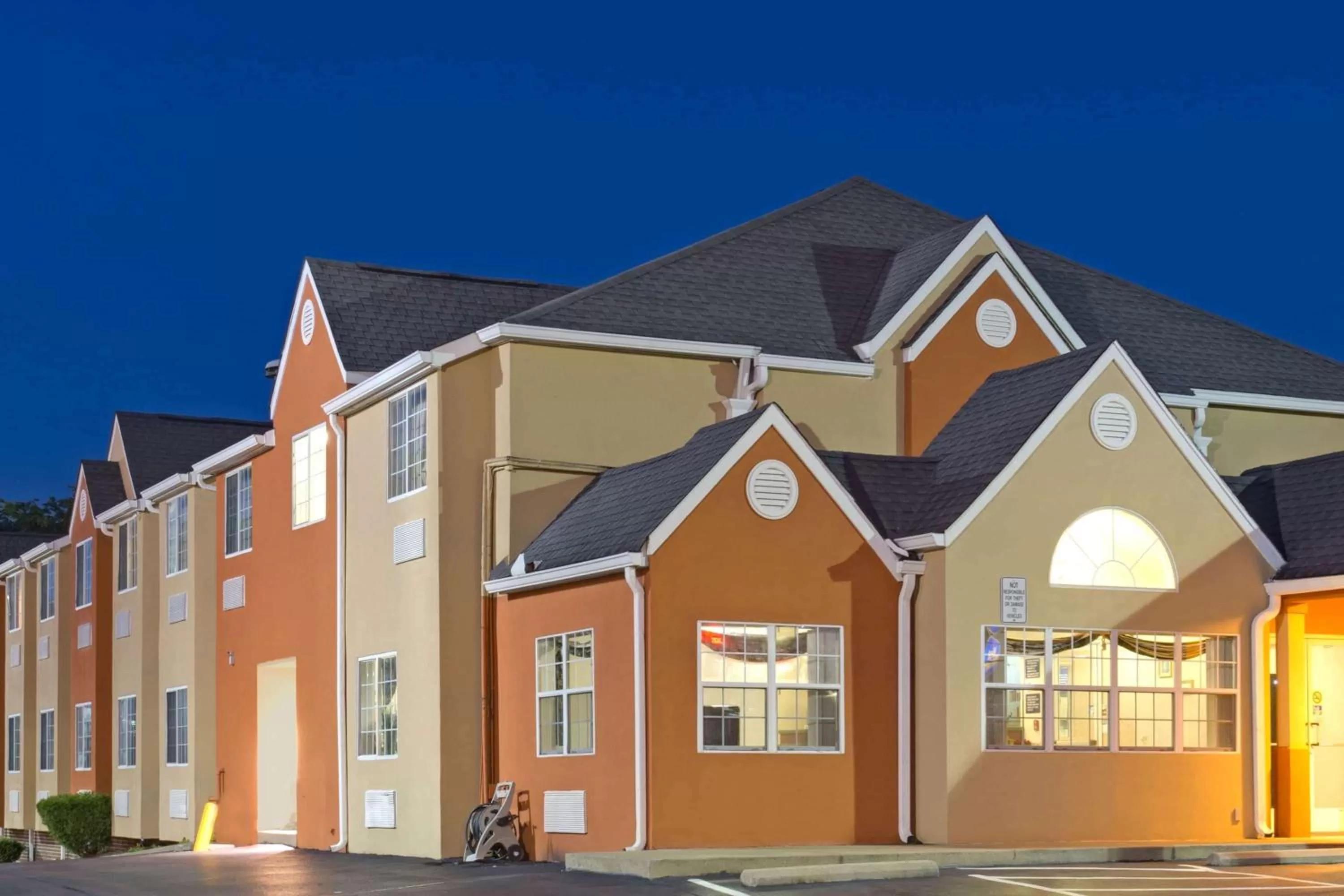 Property building in Microtel Inn by Wyndham - Murfreesboro