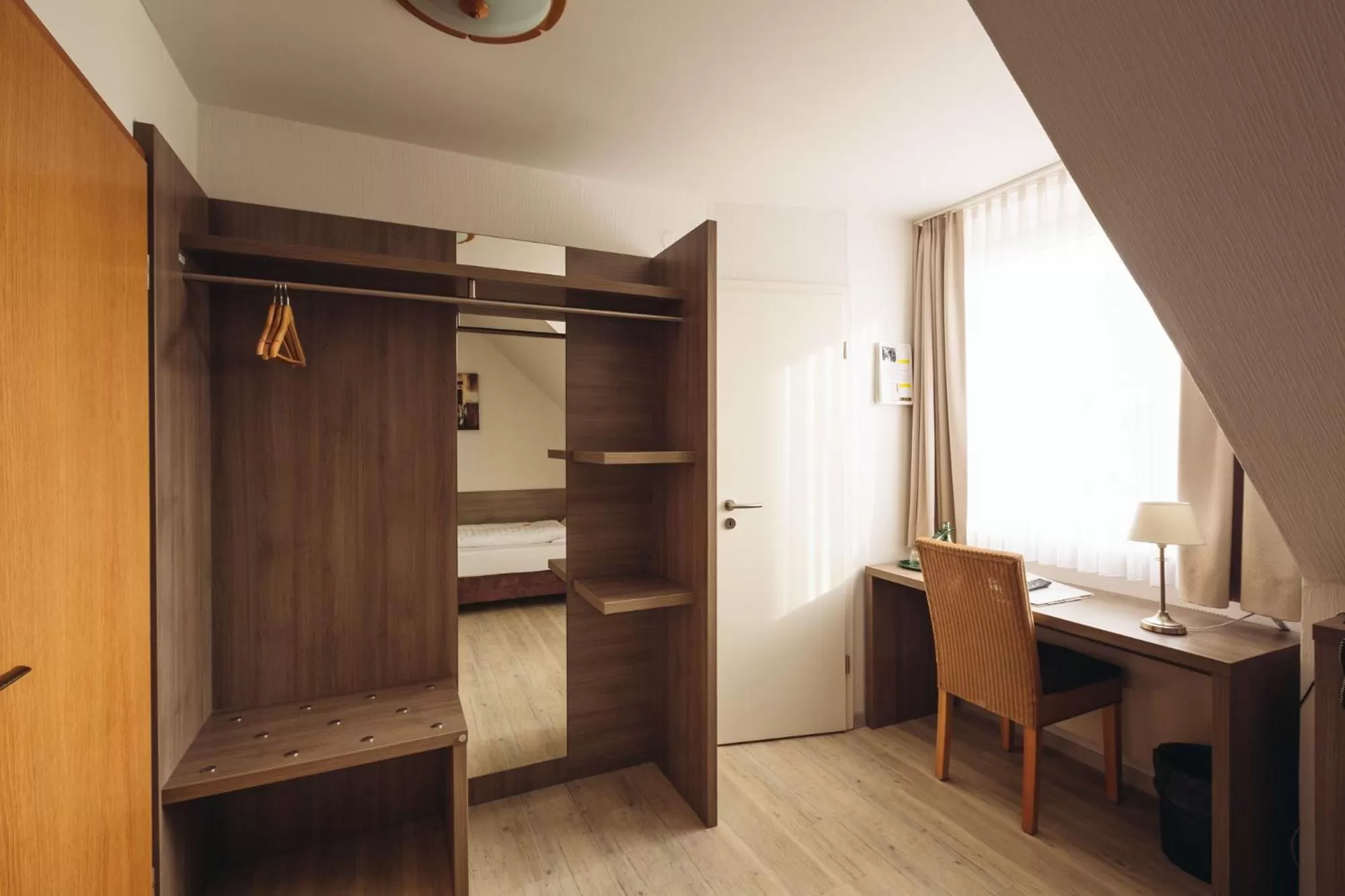 Photo of the whole room, Bed in Landgasthof Zur scharfen Ecke