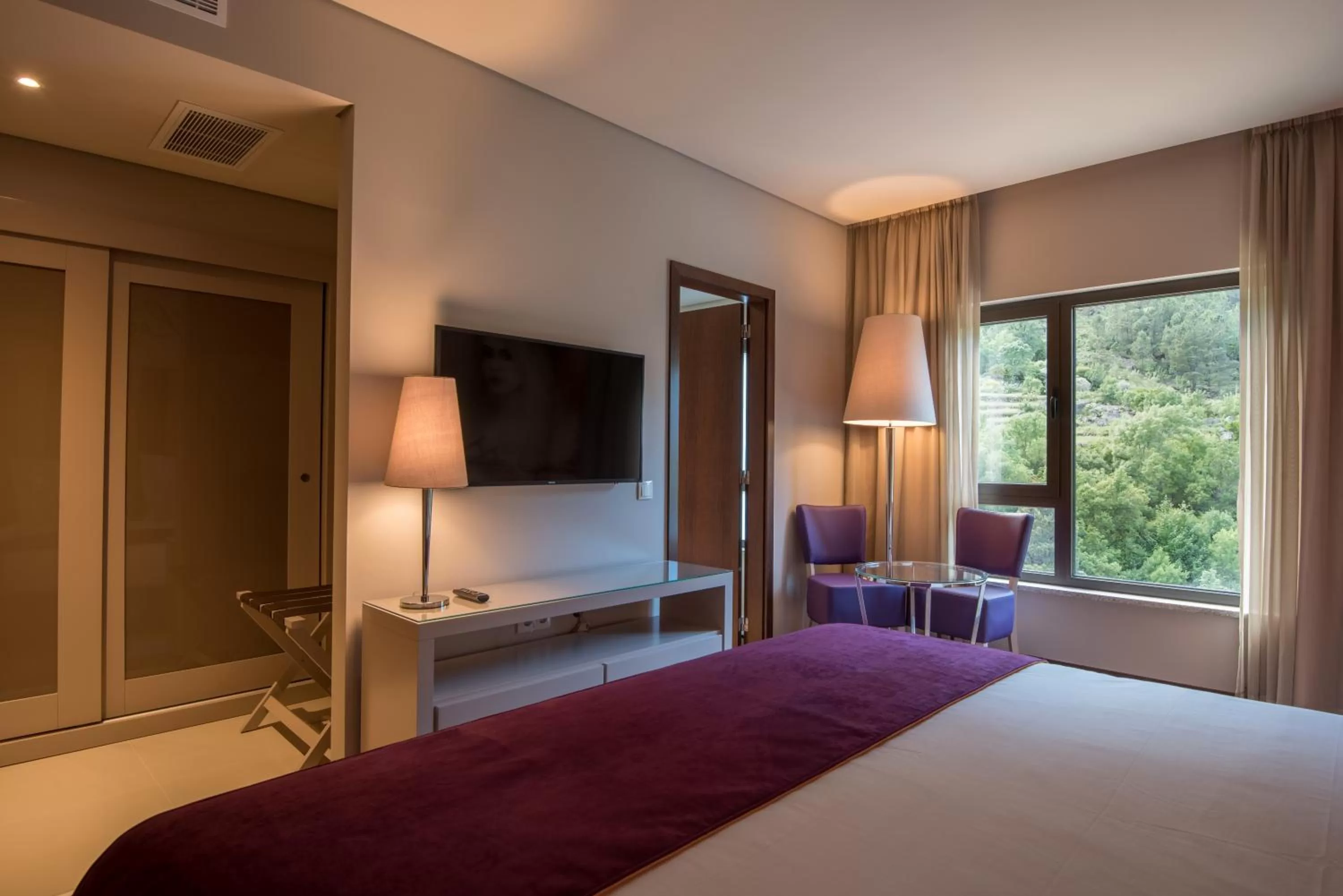 TV and multimedia, Bed in Vila Galé Collection Serra da Estrela