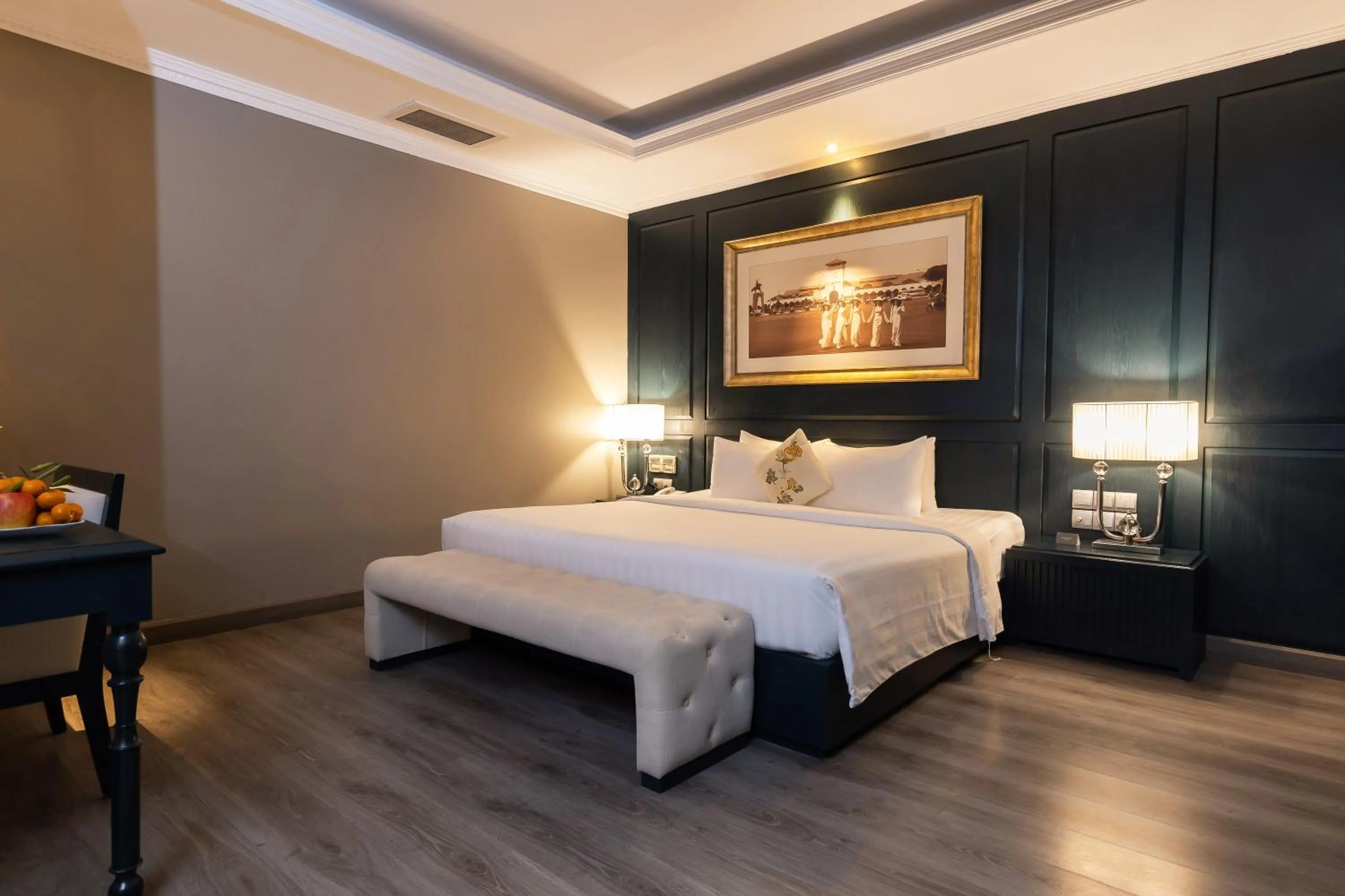 Suite King Bed with Afternoon tea in Silverland Jolie Hotel