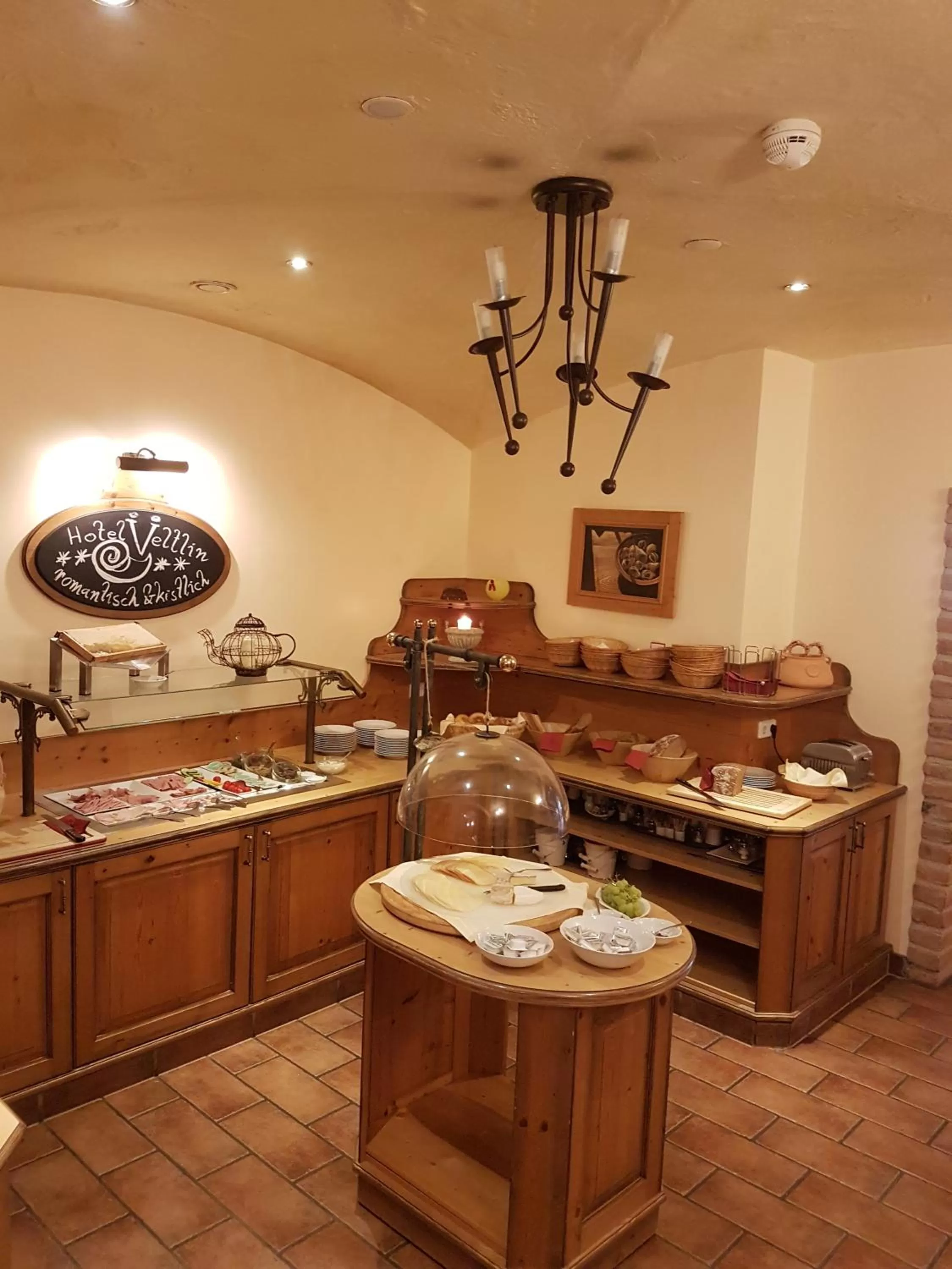 Buffet breakfast in Hotel Neustifter