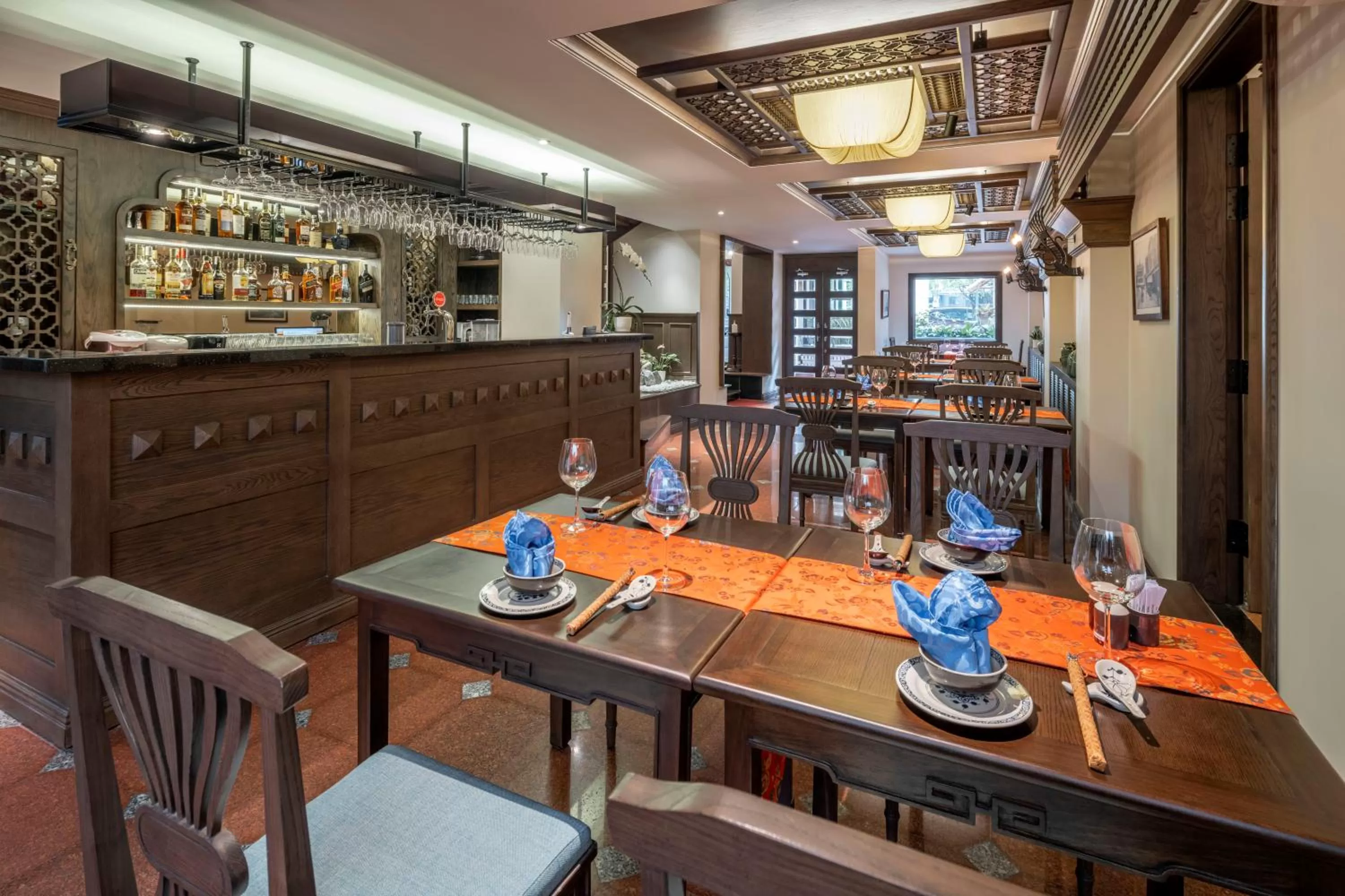 Restaurant/places to eat in De Syloia Hotel