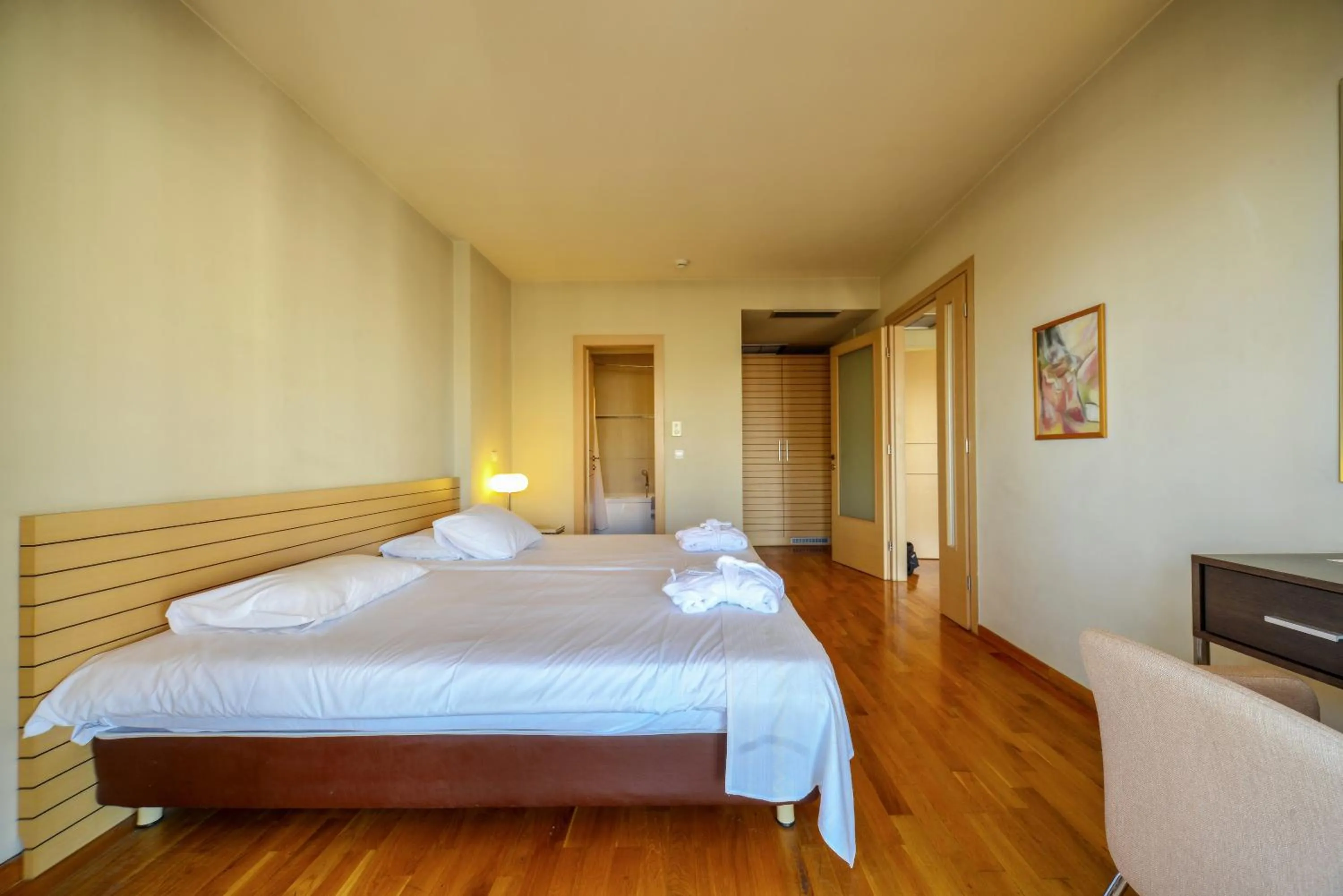 Bedroom, Bed in Astoria Hotel Thessaloniki