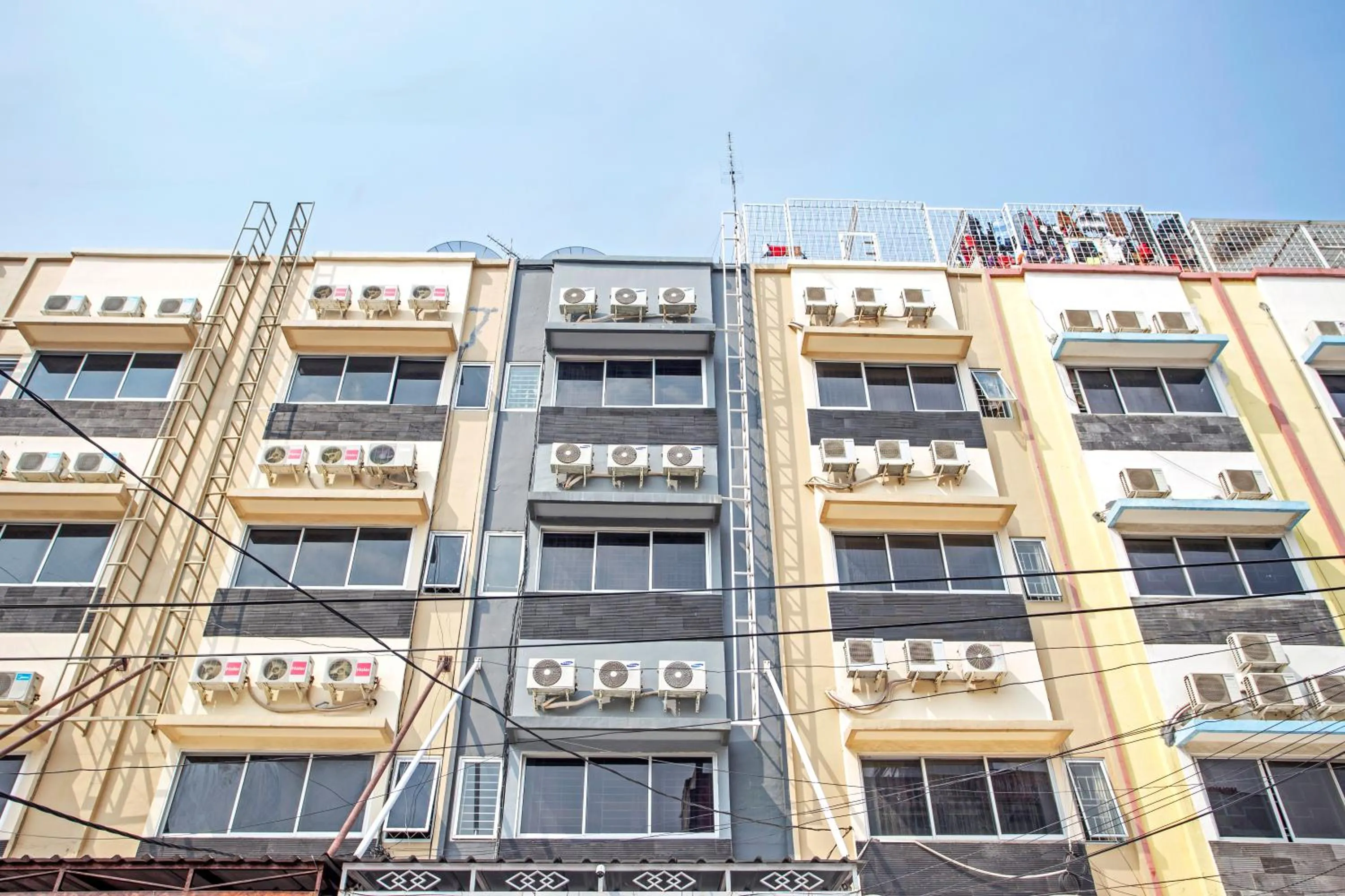 Property building in RedDoorz @ Mangga Besar 2