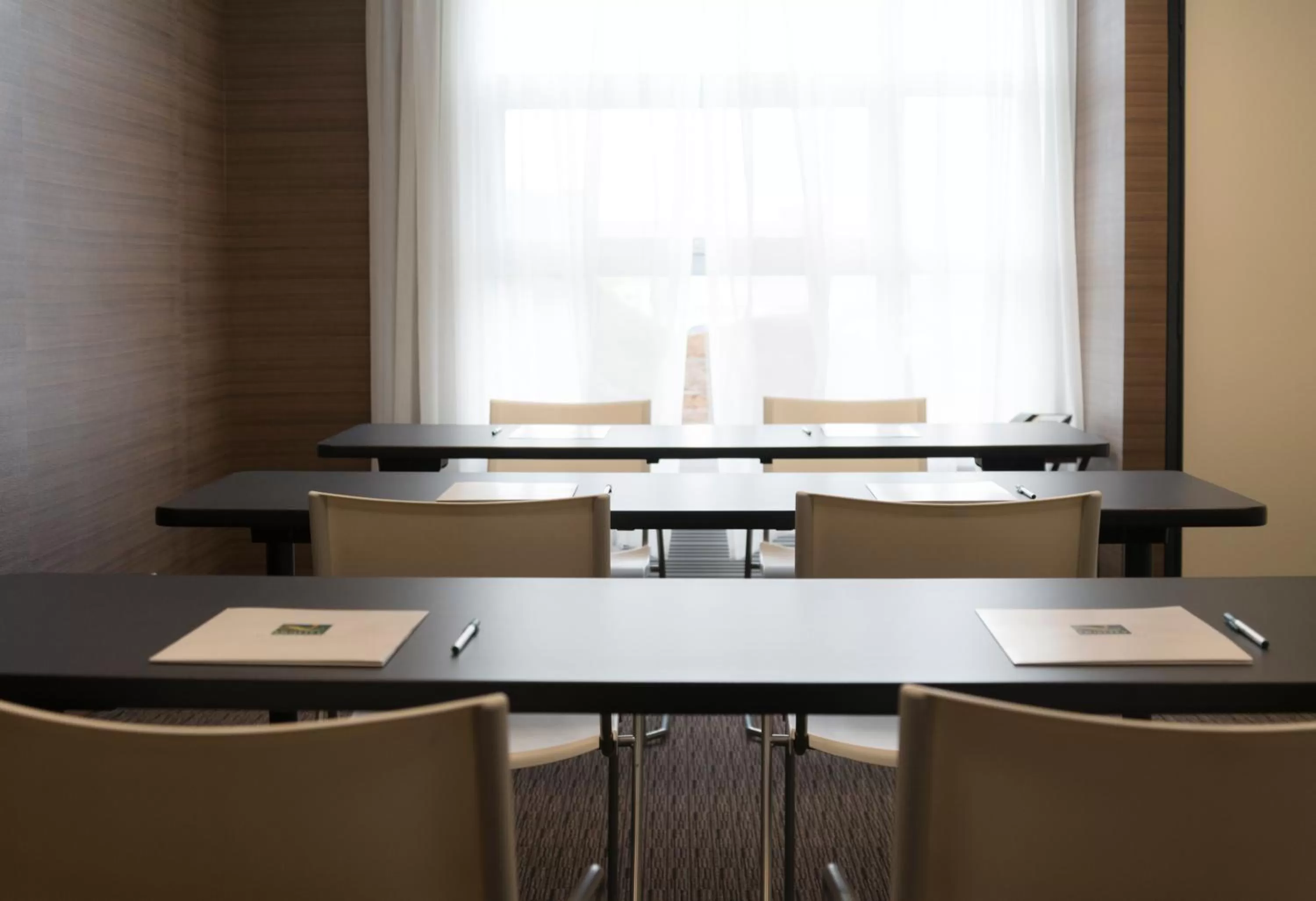 Meeting/conference room in Quality Inn Sept-Iles