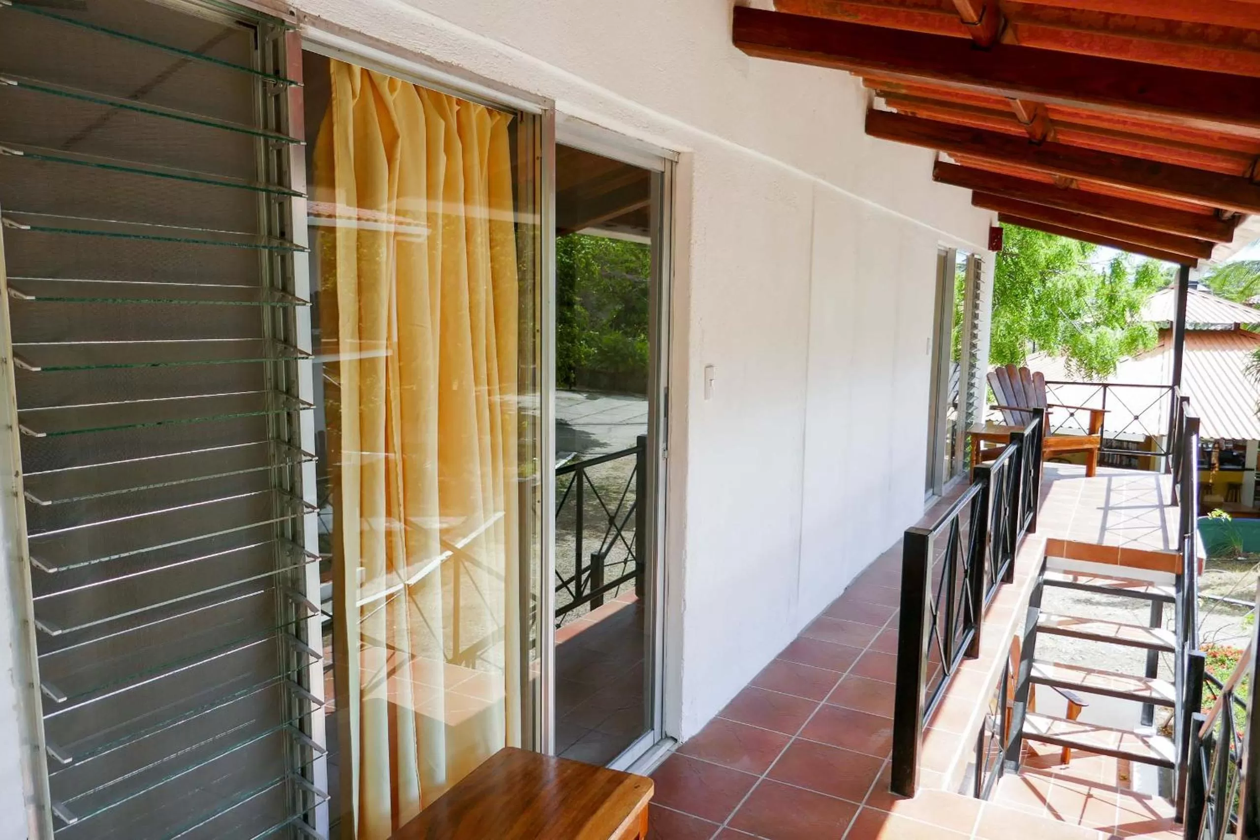 Patio in El Pacifico Hotel