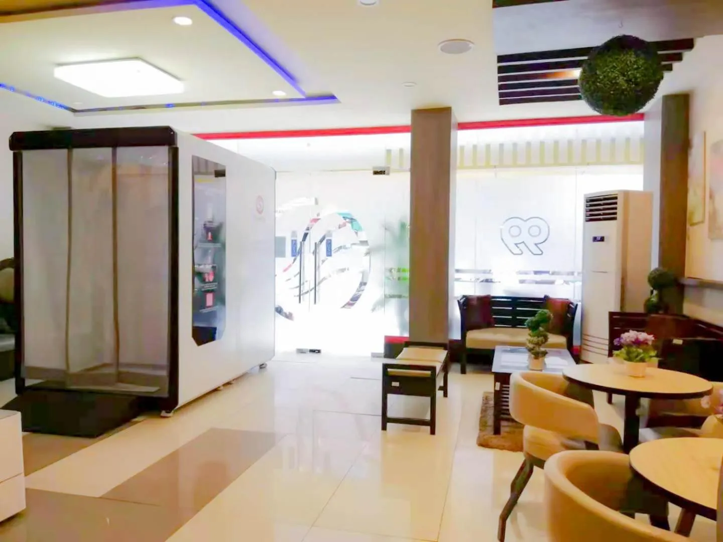 Lobby or reception in Hotel 99 Quiapo