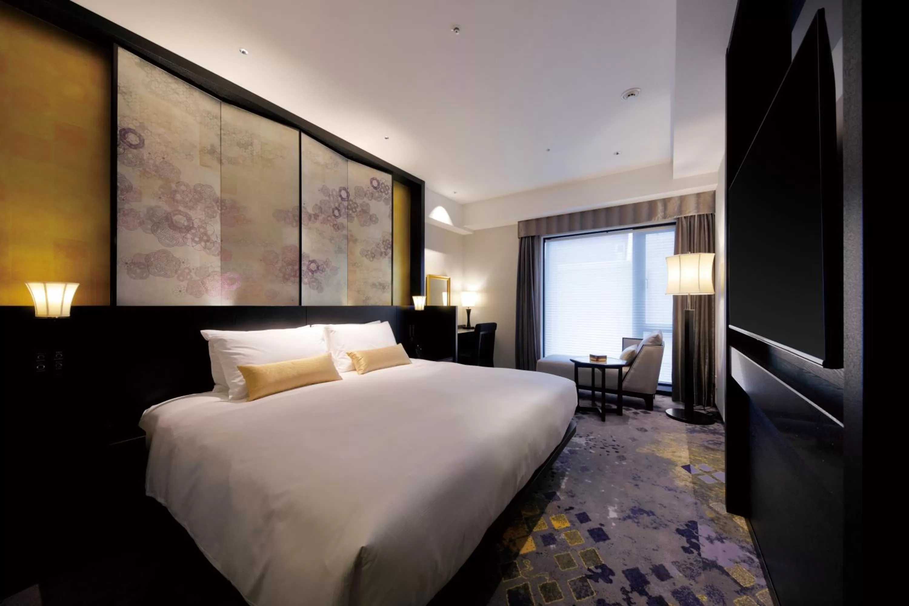 Photo of the whole room, Bed in THE HOTEL SANRAKU KANAZAWA 21th December 2022 OPEN