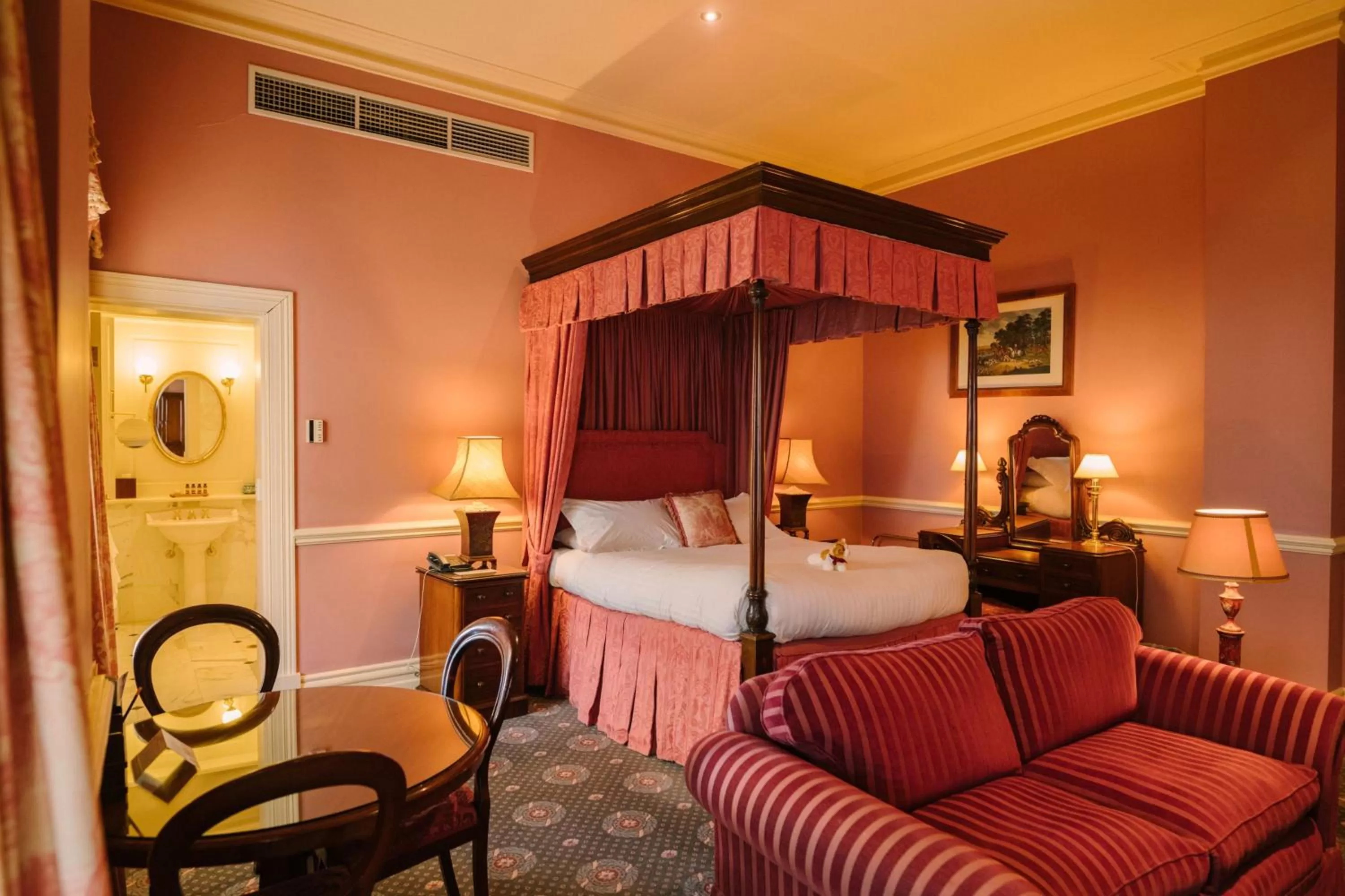 Bed in Chateau Yering