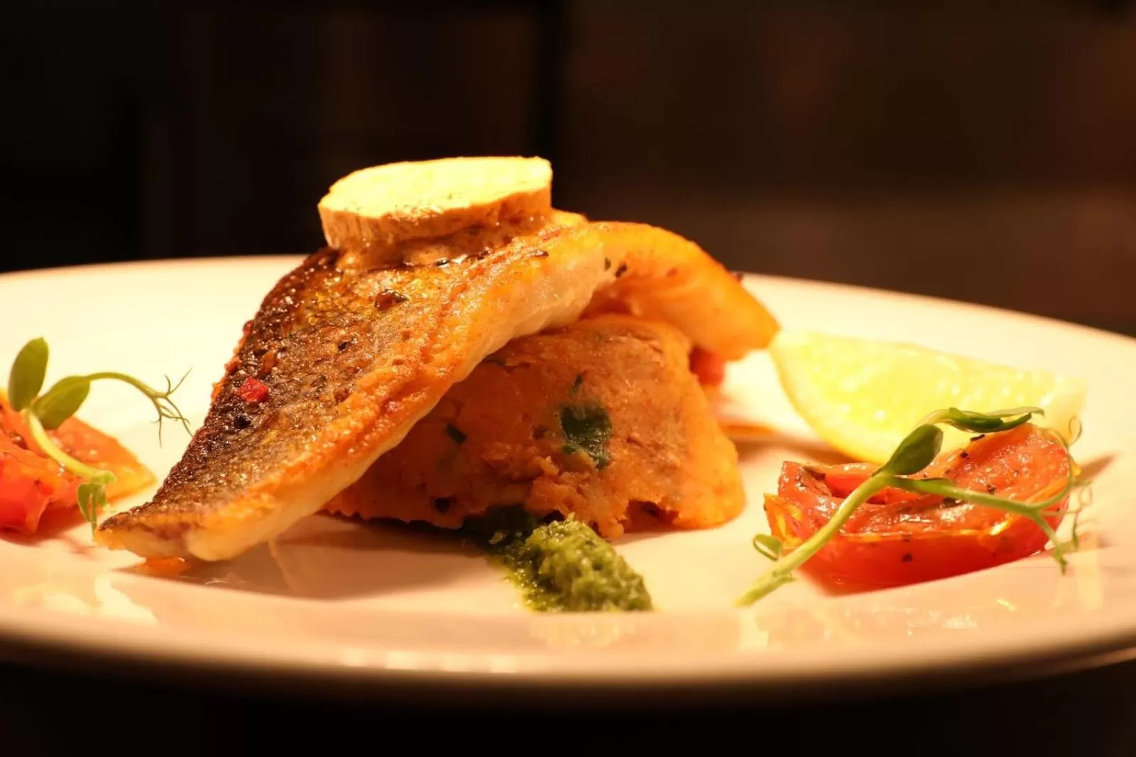 Food in Benedicts Hotel