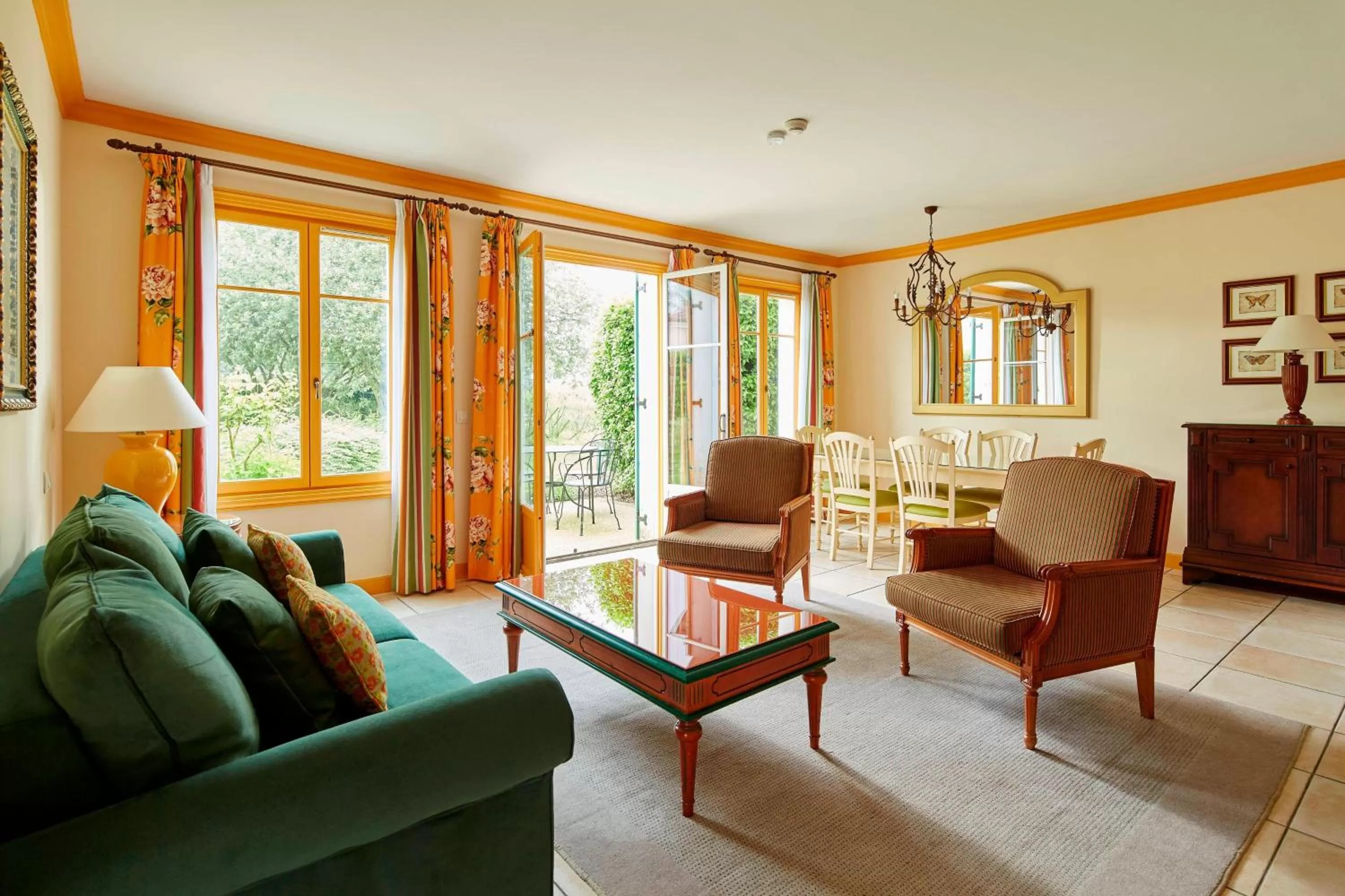 Photo of the whole room in Marriott's Village d'Ile-de-France