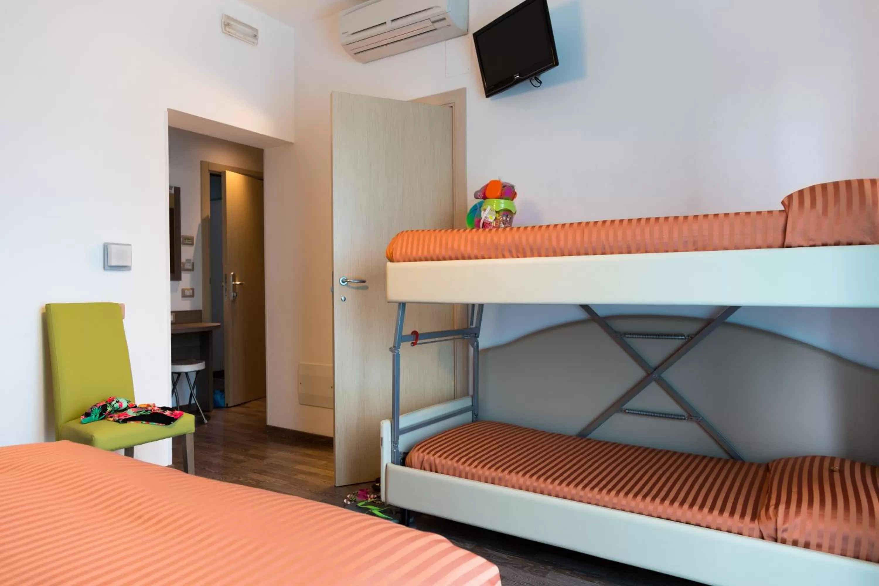 Photo of the whole room, Bed in Hotel Miramare