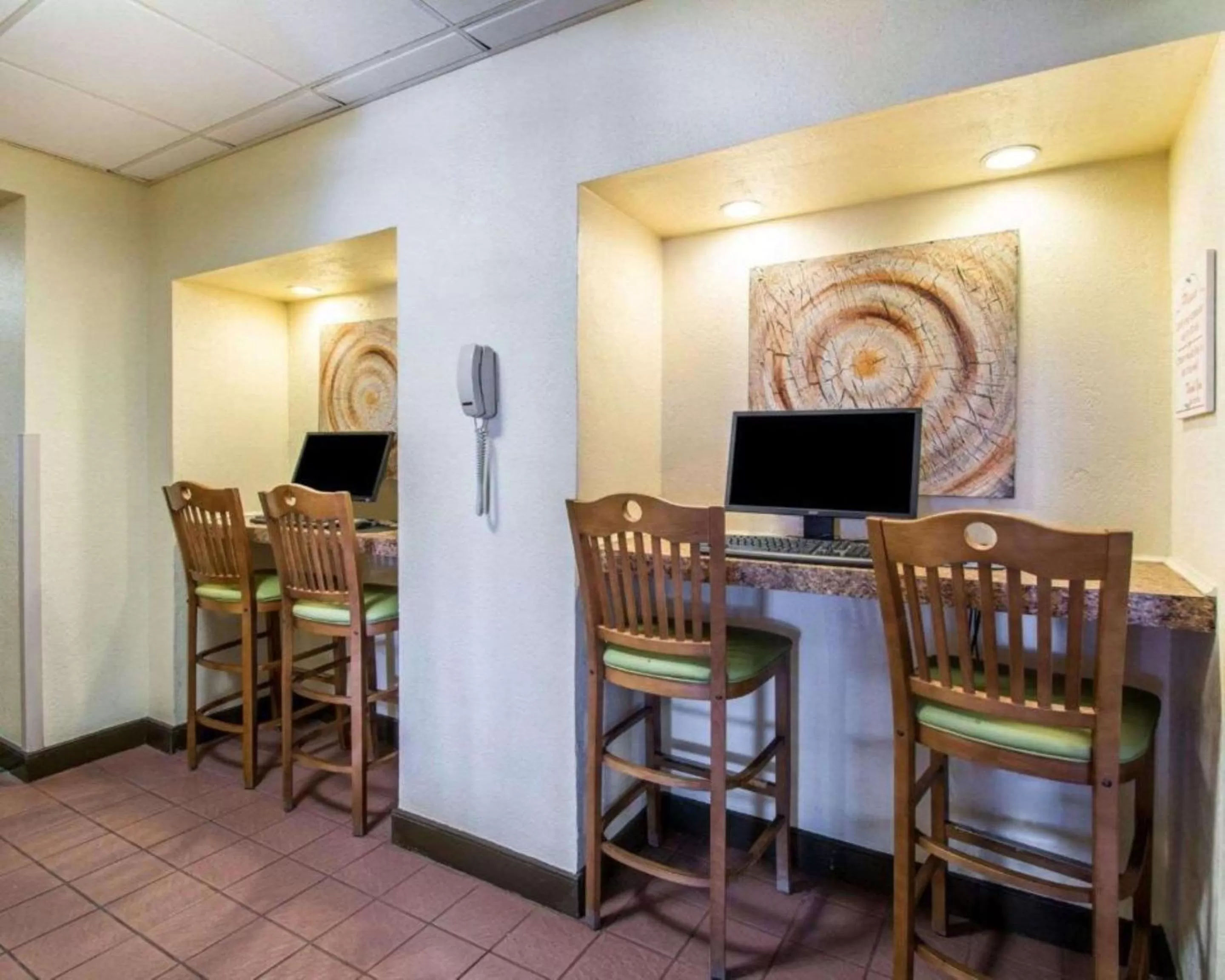 Business facilities in Bluegreen Vacations Casa Del Mar