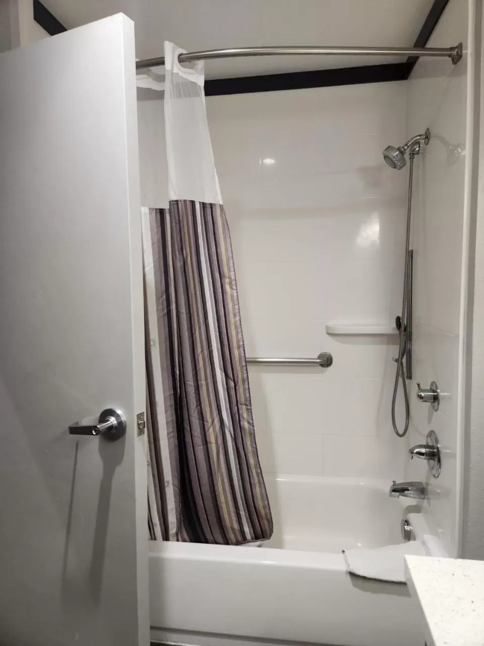 Shower in La Quinta by Wyndham Dallas Grand Prairie North