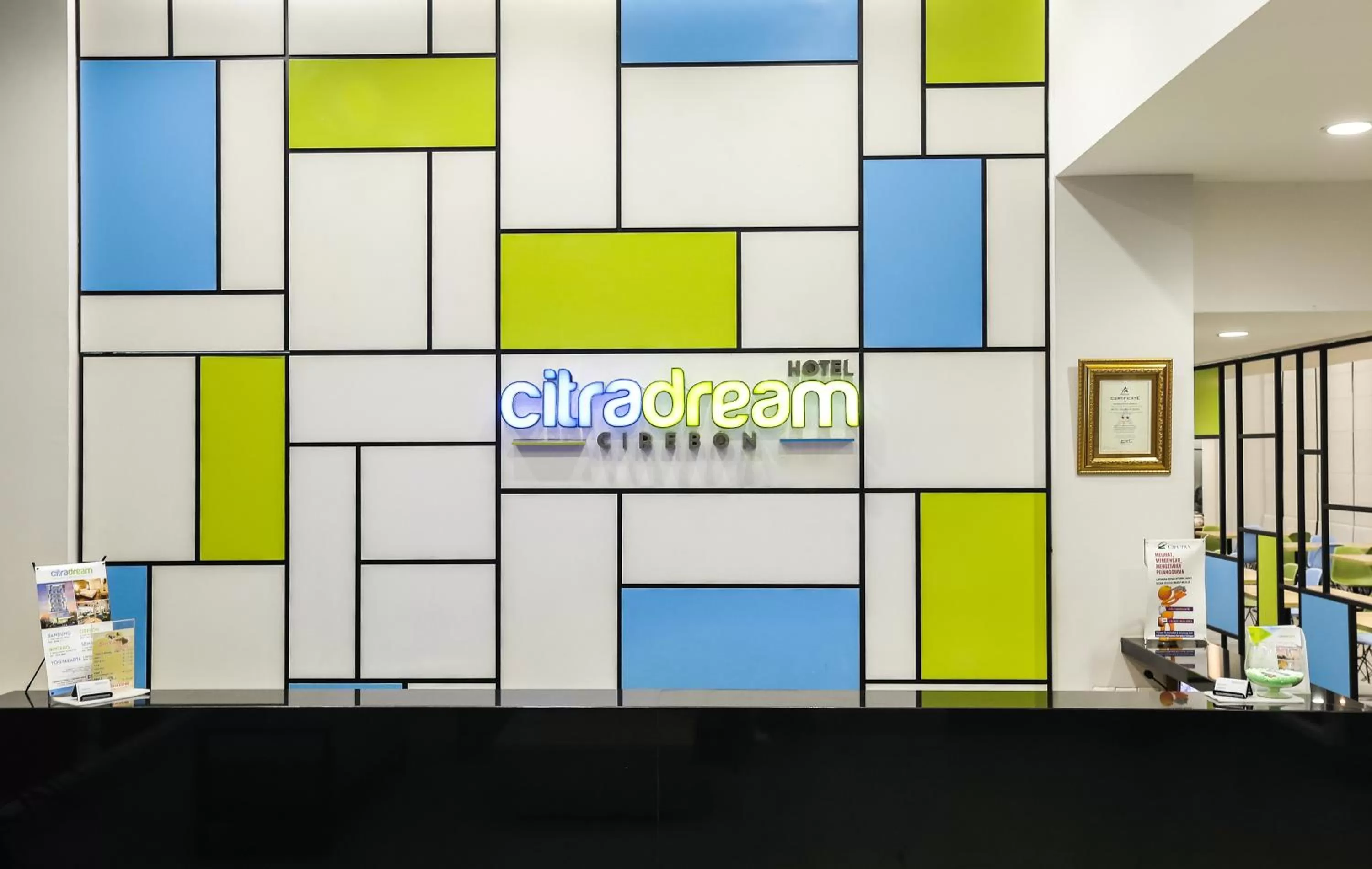 Lobby or reception in Hotel Citradream Cirebon