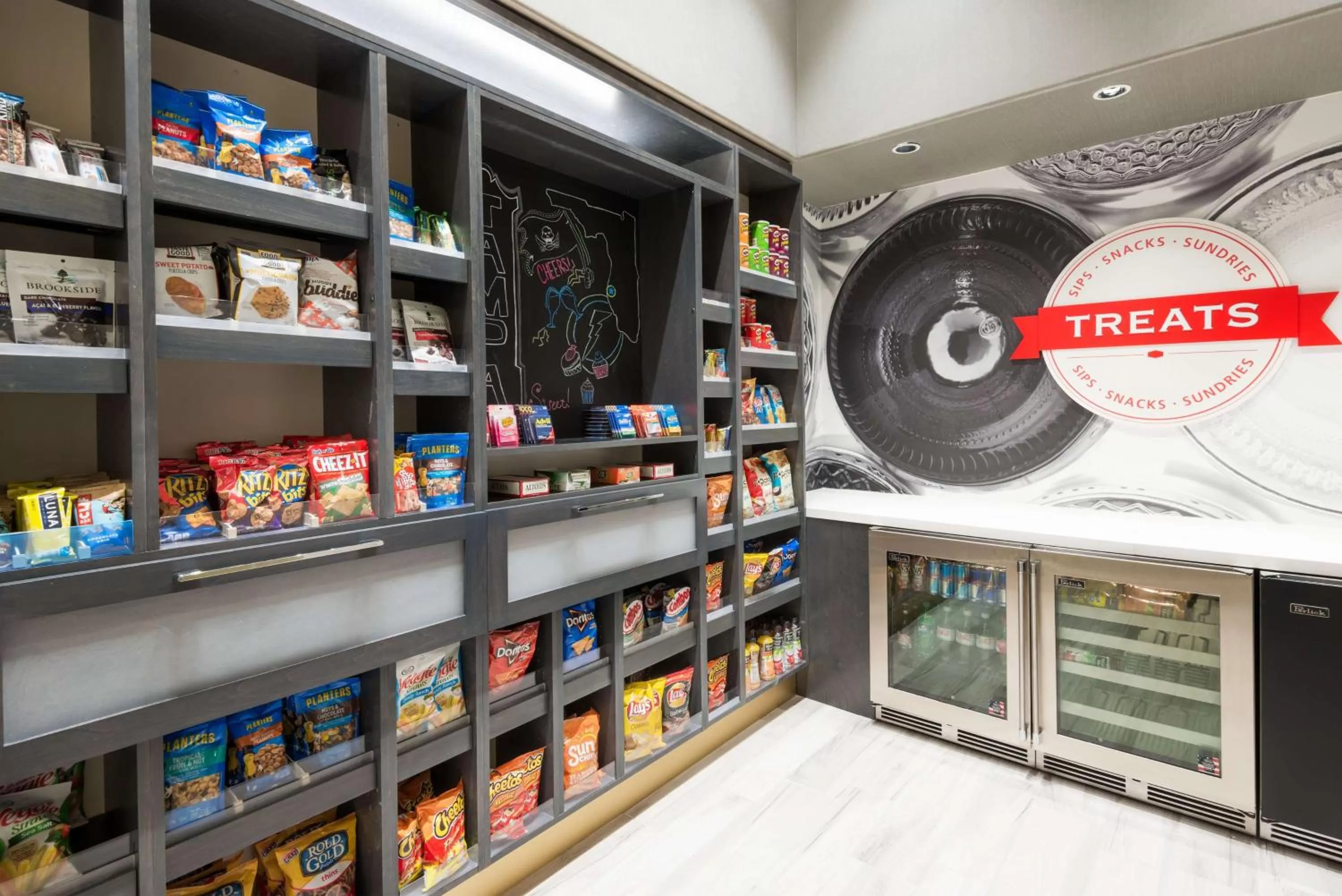 Restaurant/places to eat in Hampton Inn & Suites Tampa Airport Avion Park Westshore