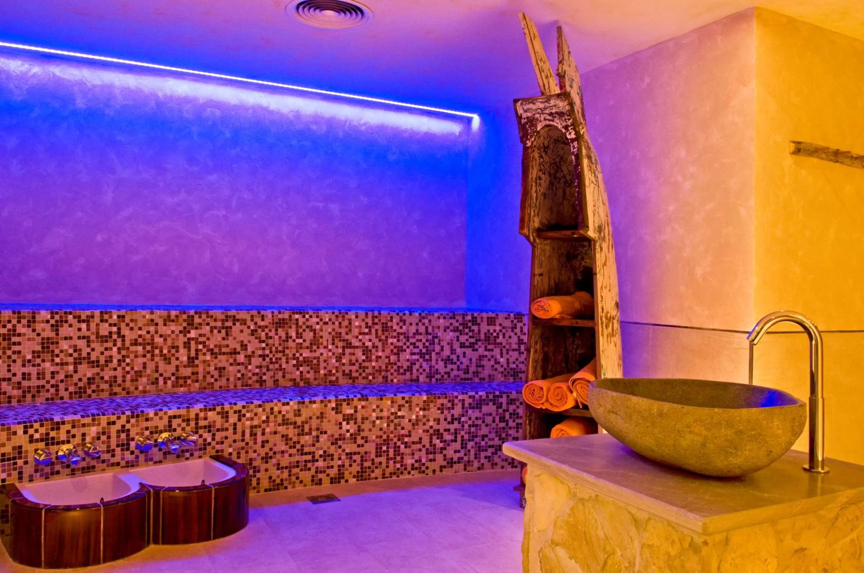 Spa and wellness centre/facilities in Lindner Hotel Mallorca Portals Nous, part of JdV by Hyatt