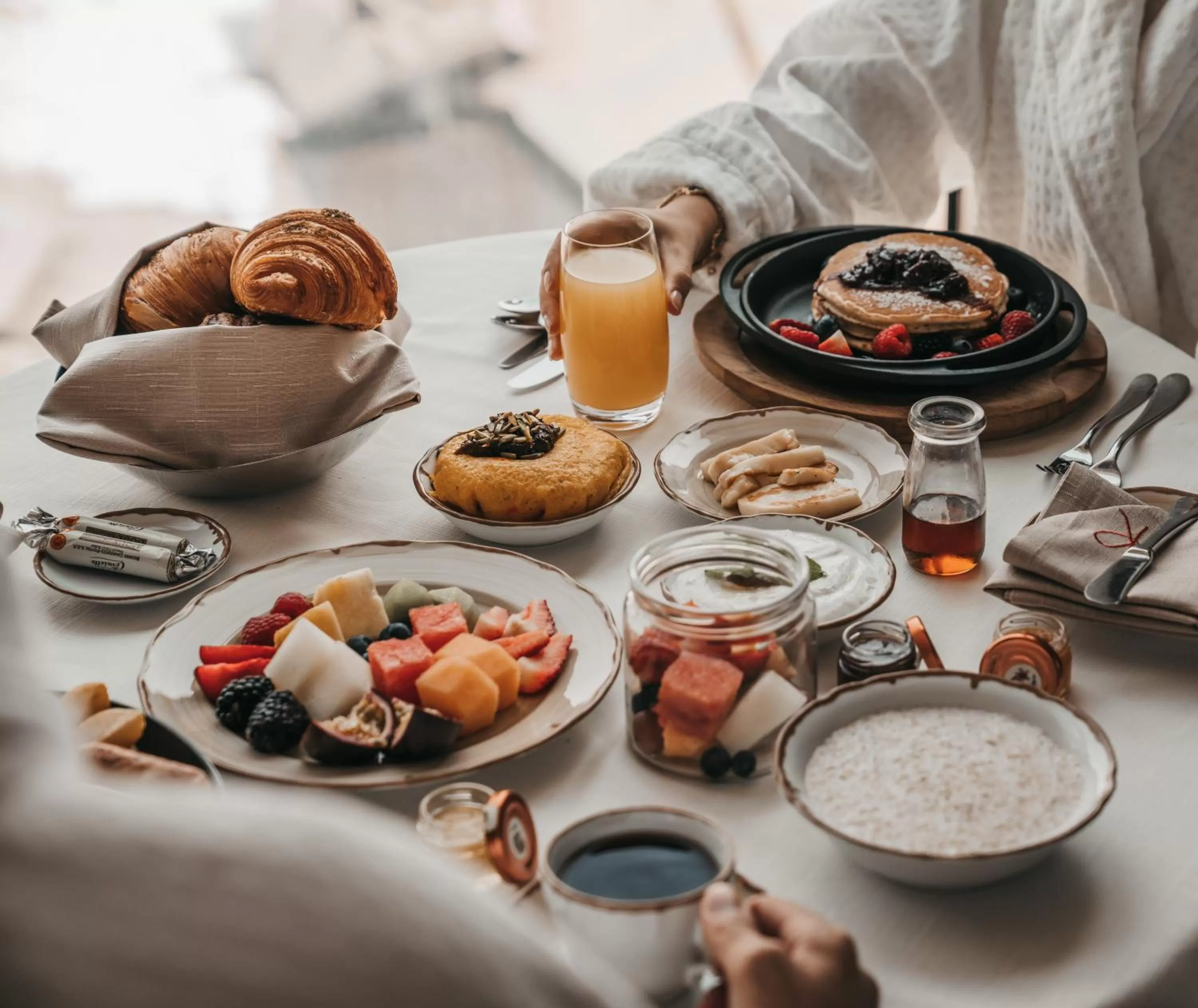 Breakfast in Four Seasons Hotel Kuwait at Burj Alshaya