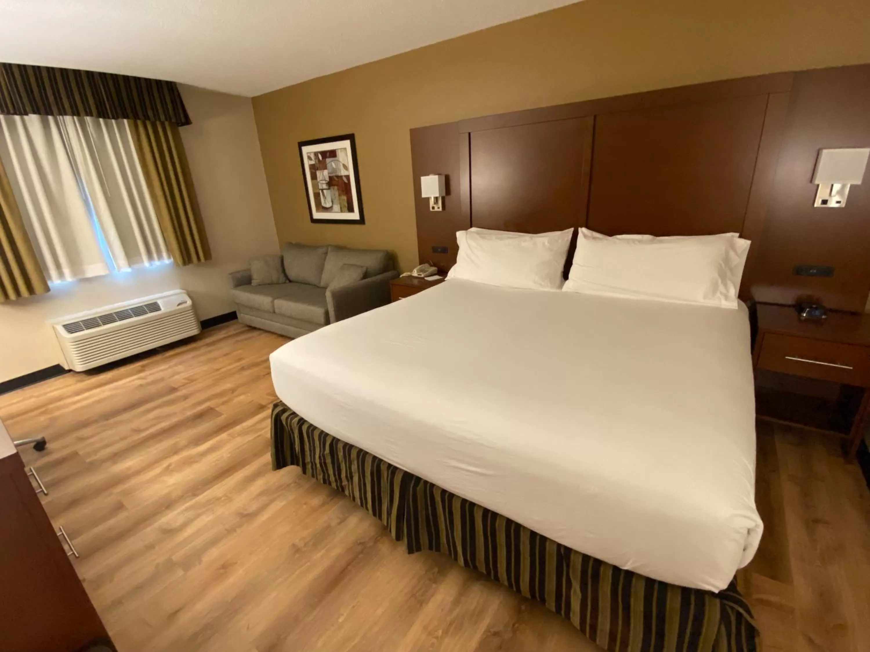 Bed in Wyndham Garden Warsaw