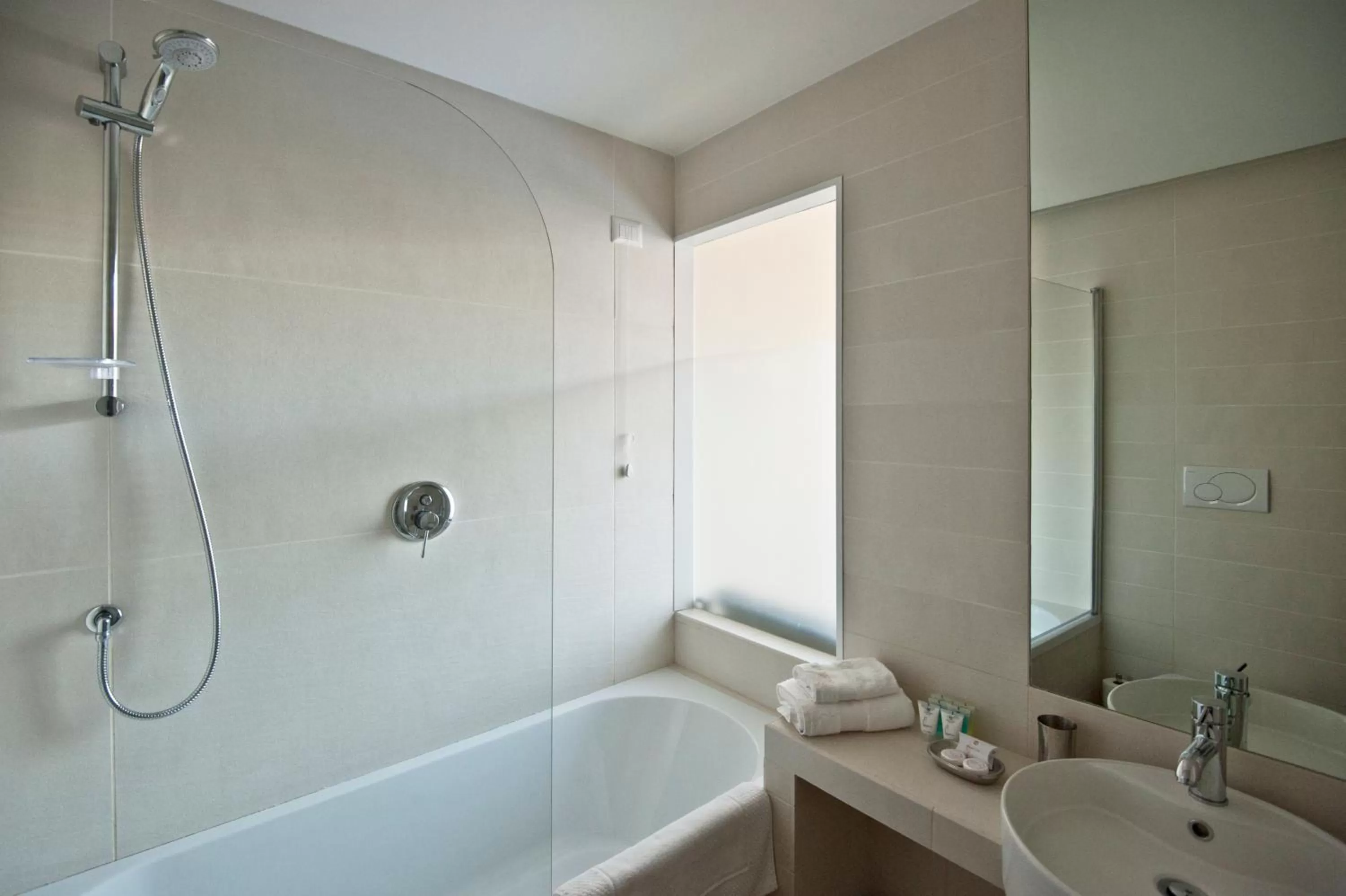 Bathroom in Little Queen Suite