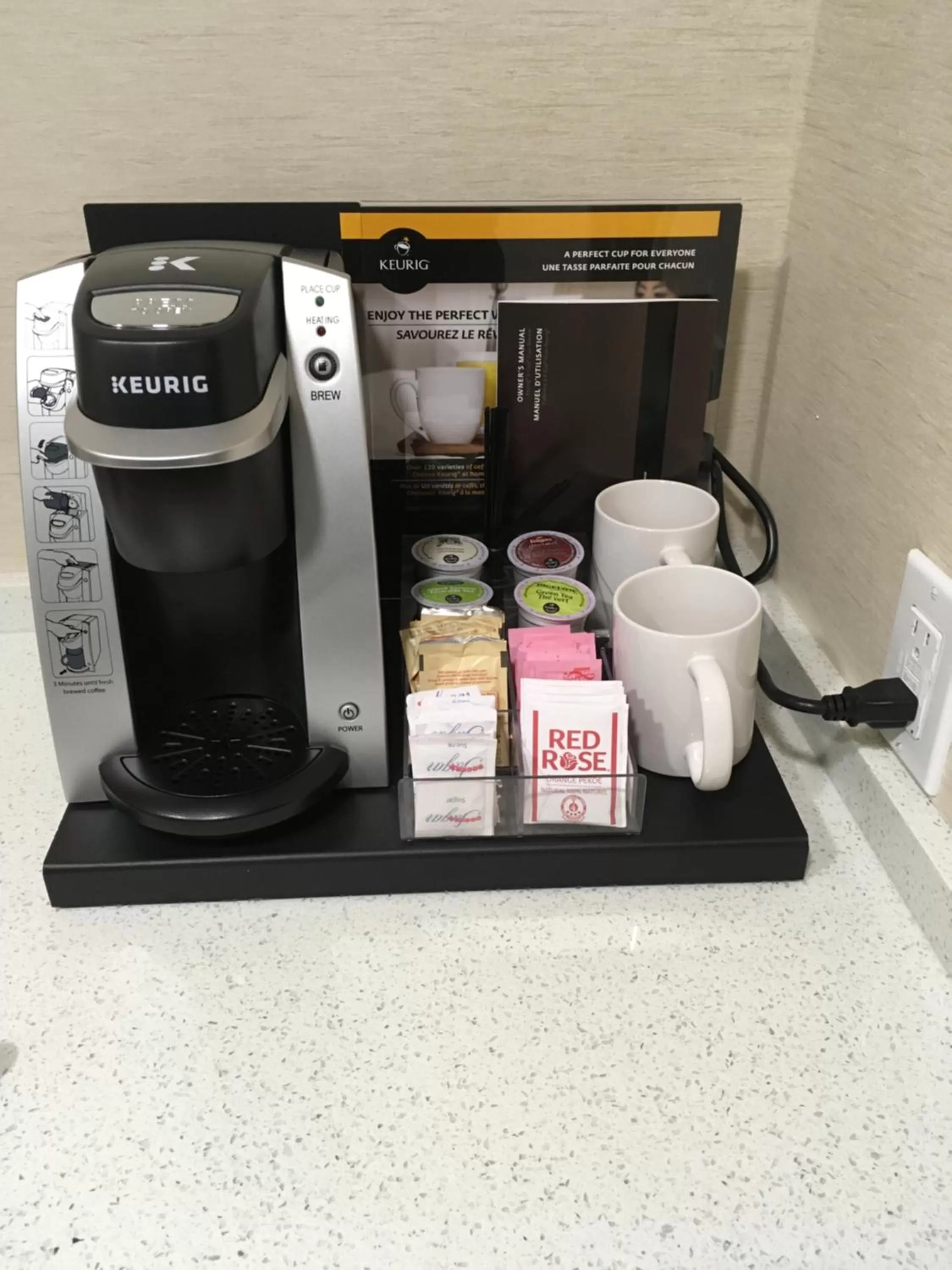 Coffee/tea facilities in Baymont by Wyndham Medicine Hat