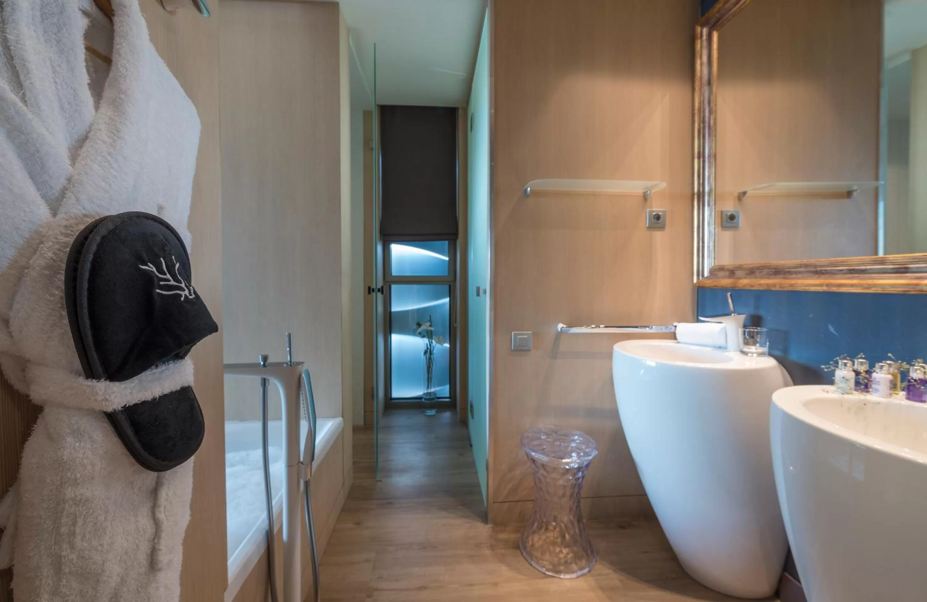 Bathroom in Hotel MiM Sitges & Spa