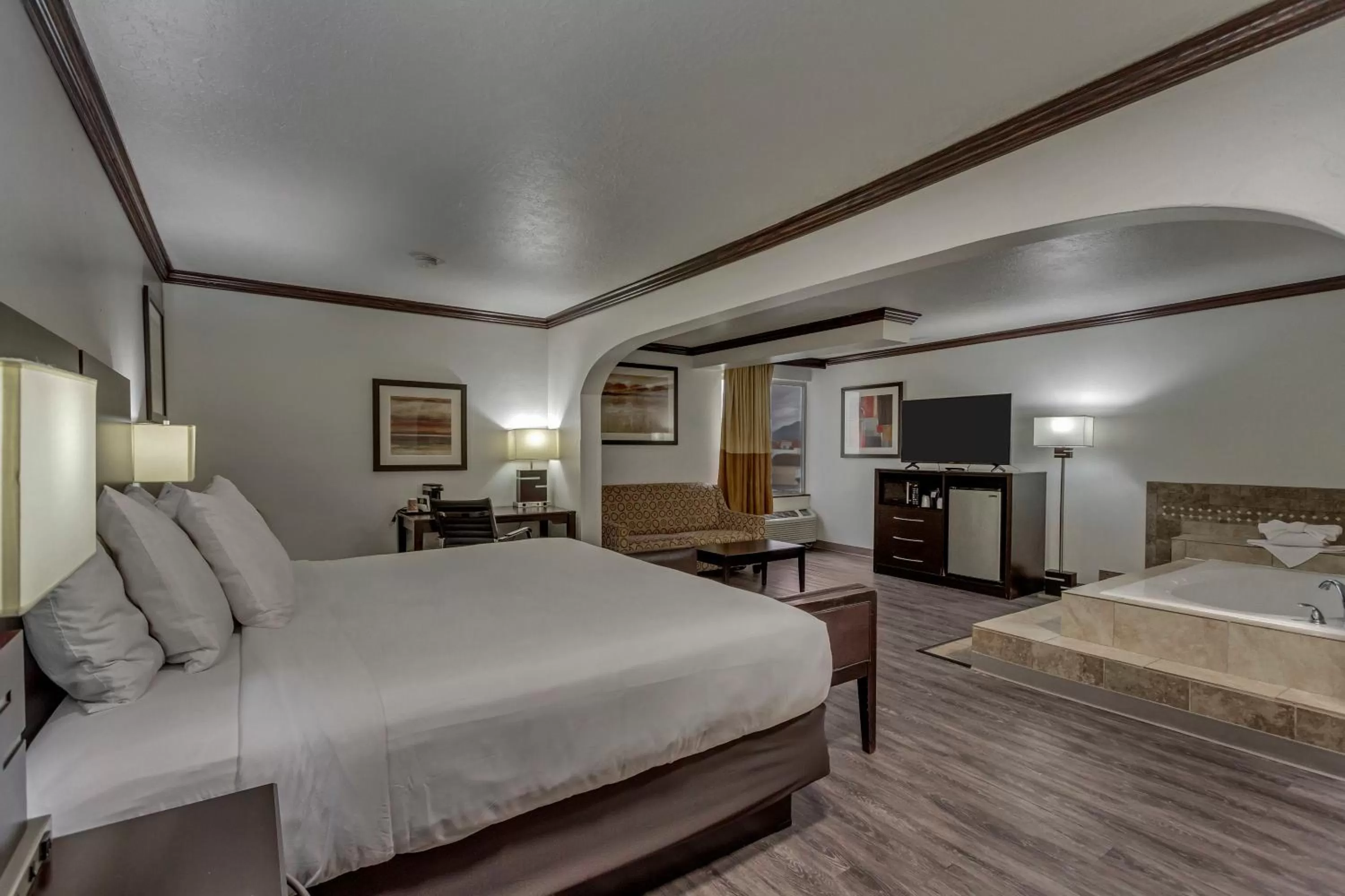 Bed in Park Inn by Radisson, Salt Lake City-Midvale