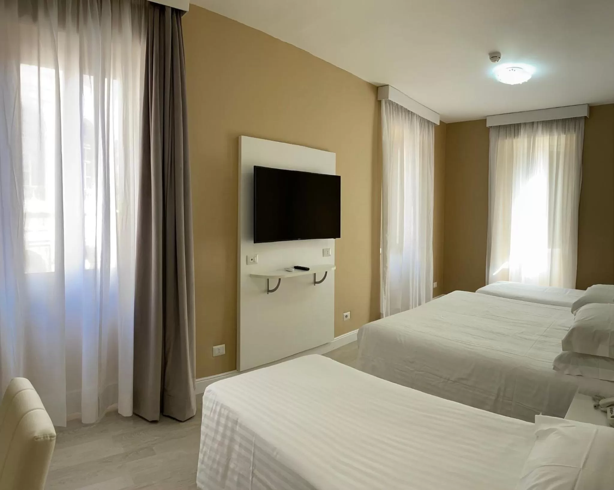 Bed in Relais Trevi 95 Boutique Hotel