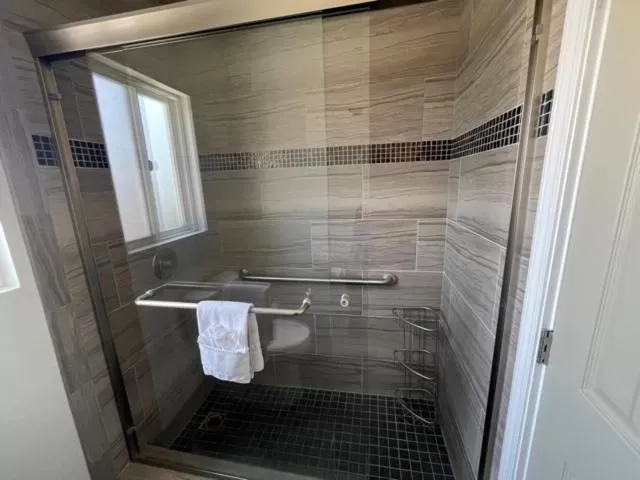 Hi View Inn & Suites