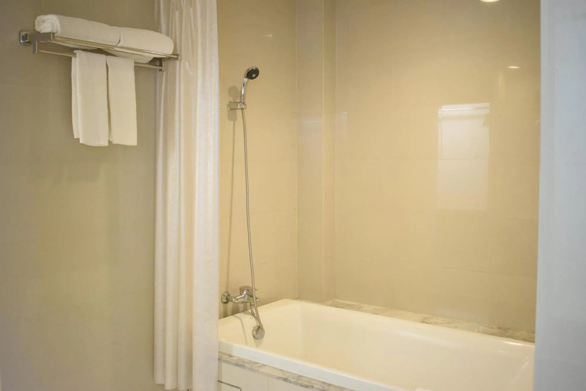 Trang Hotel Bangkok - SHA Plus