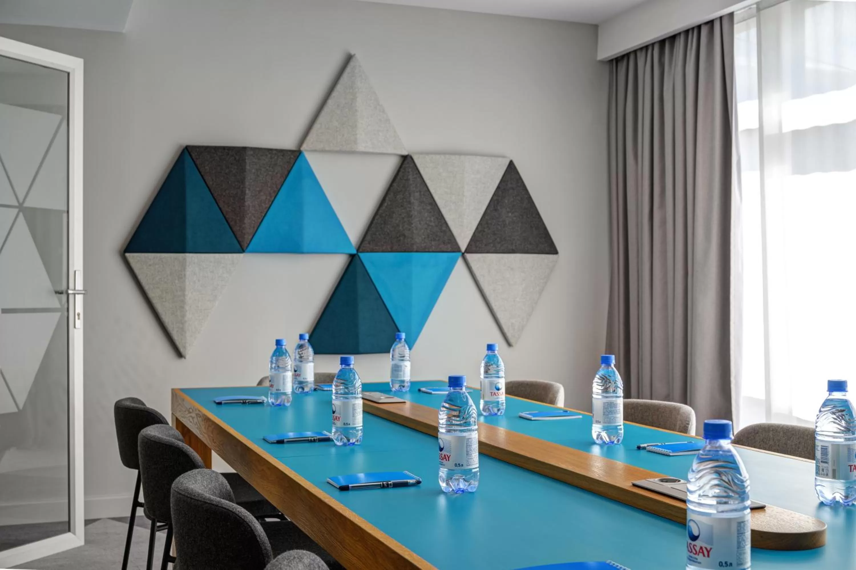 Meeting/conference room in Holiday Inn Express - Almaty by IHG