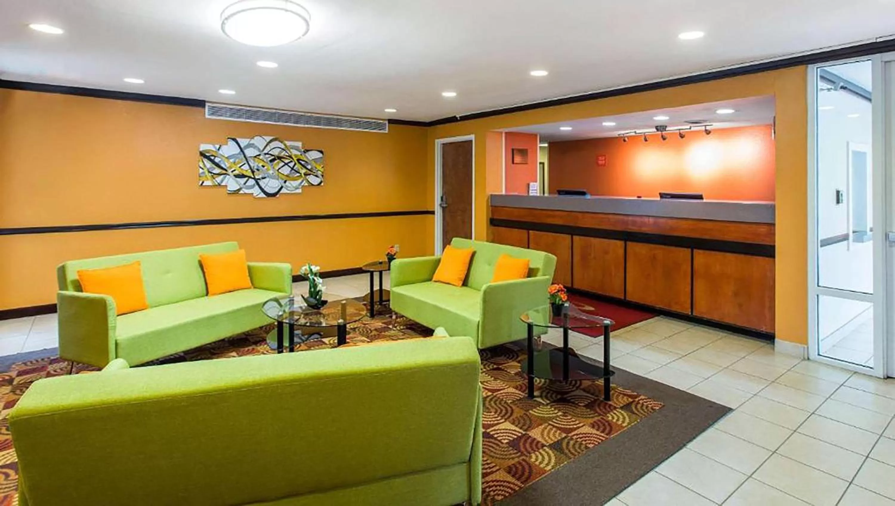 Lobby or reception in Studios & Suites 4 Less Charlotte