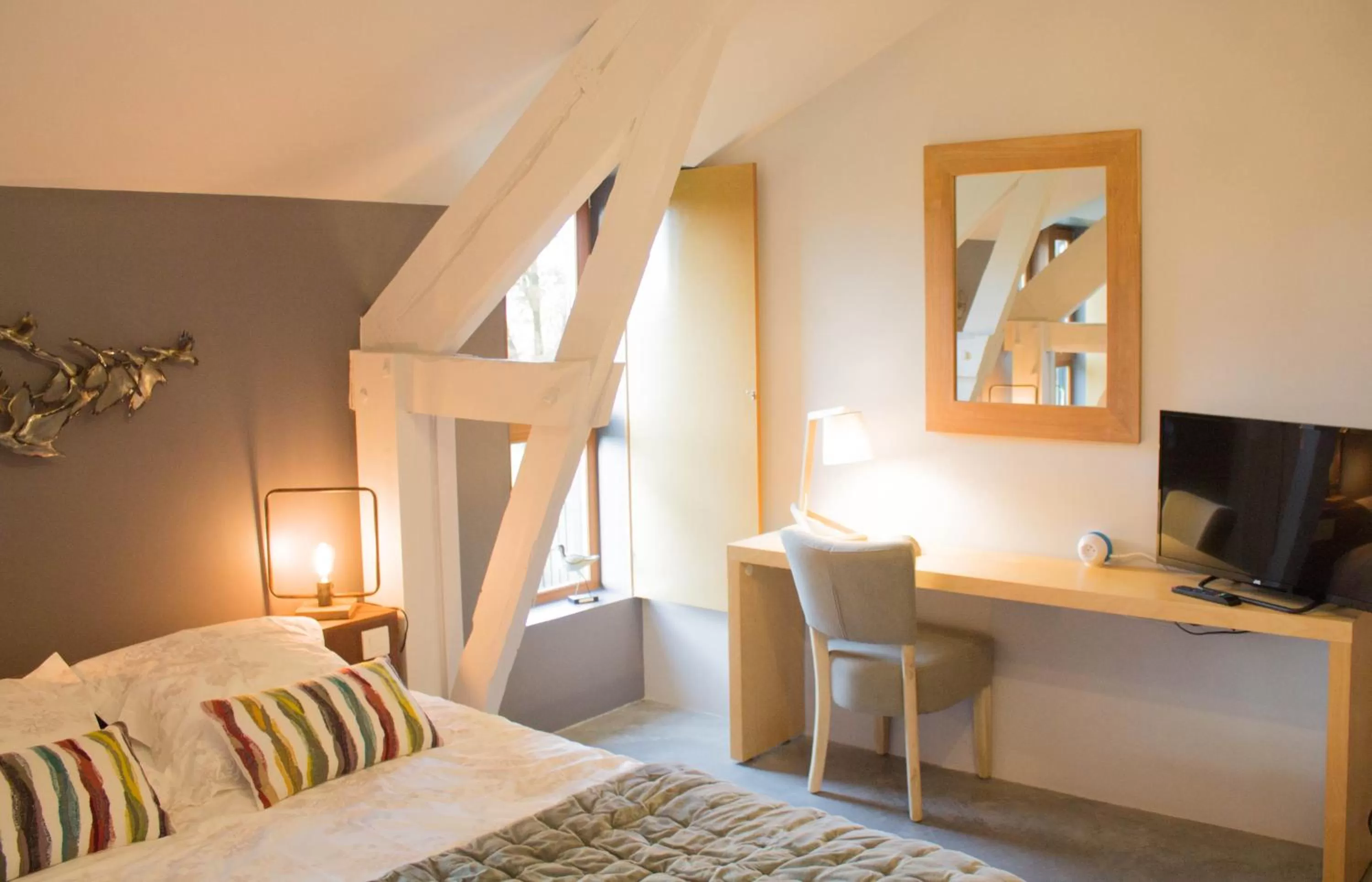 TV and multimedia, Bed in Le Clos du Gusquel